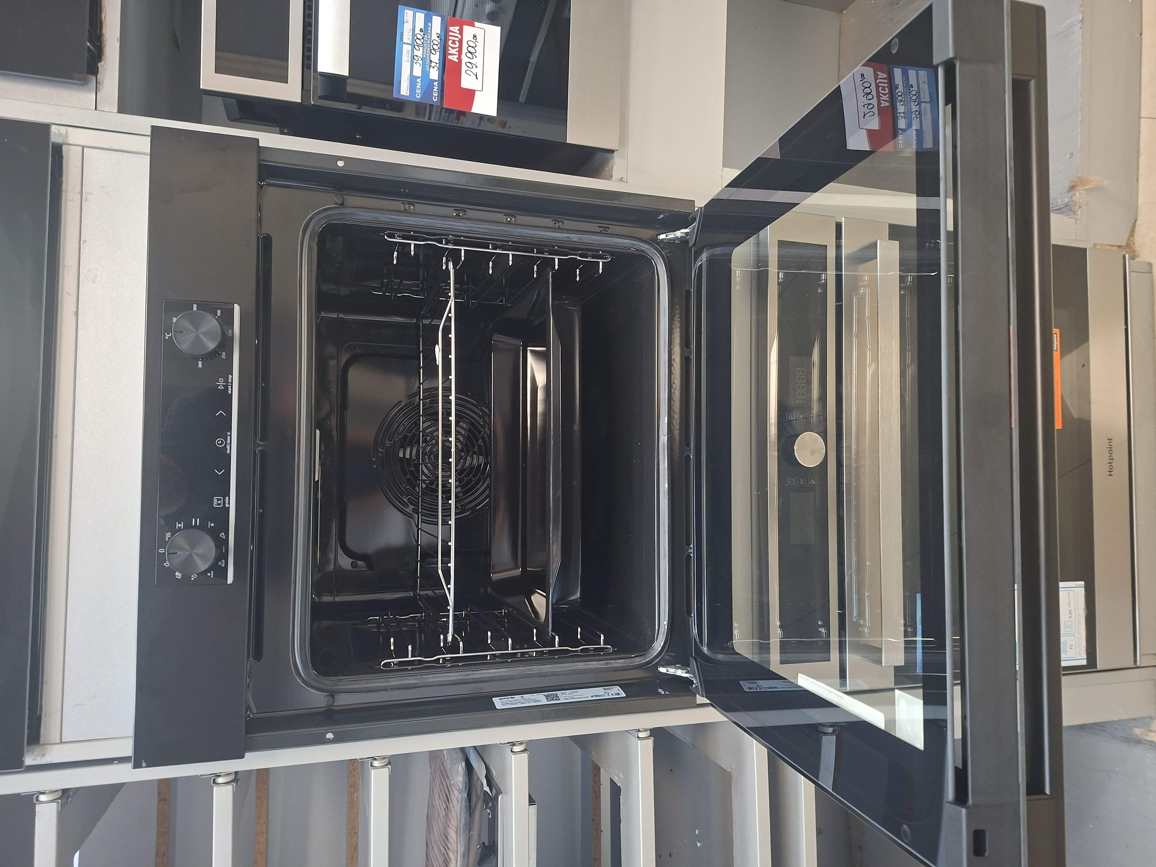 Ugradna rerna Gorenje BO6735E02BKOT  (2) , 77L