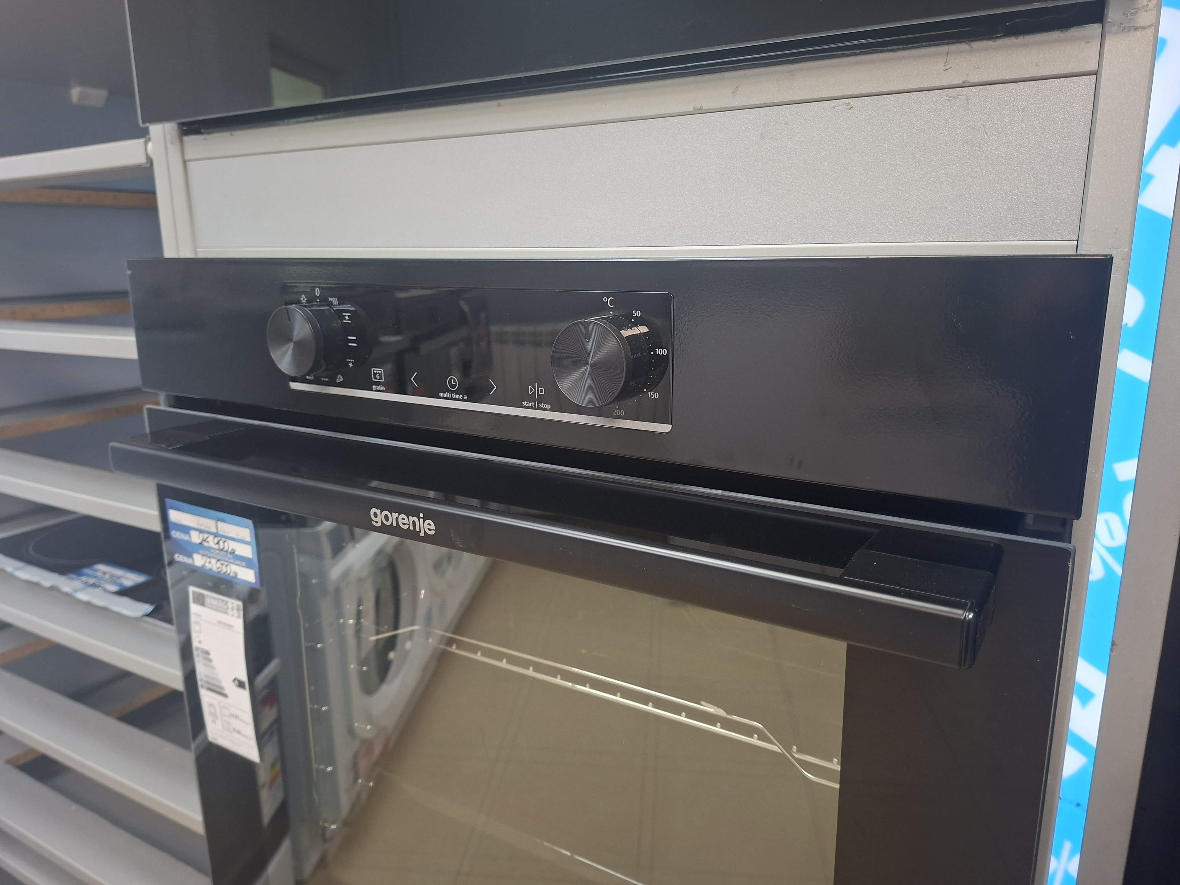 Ugradna rerna Gorenje BO6735E02BKOT  (2) , 77L