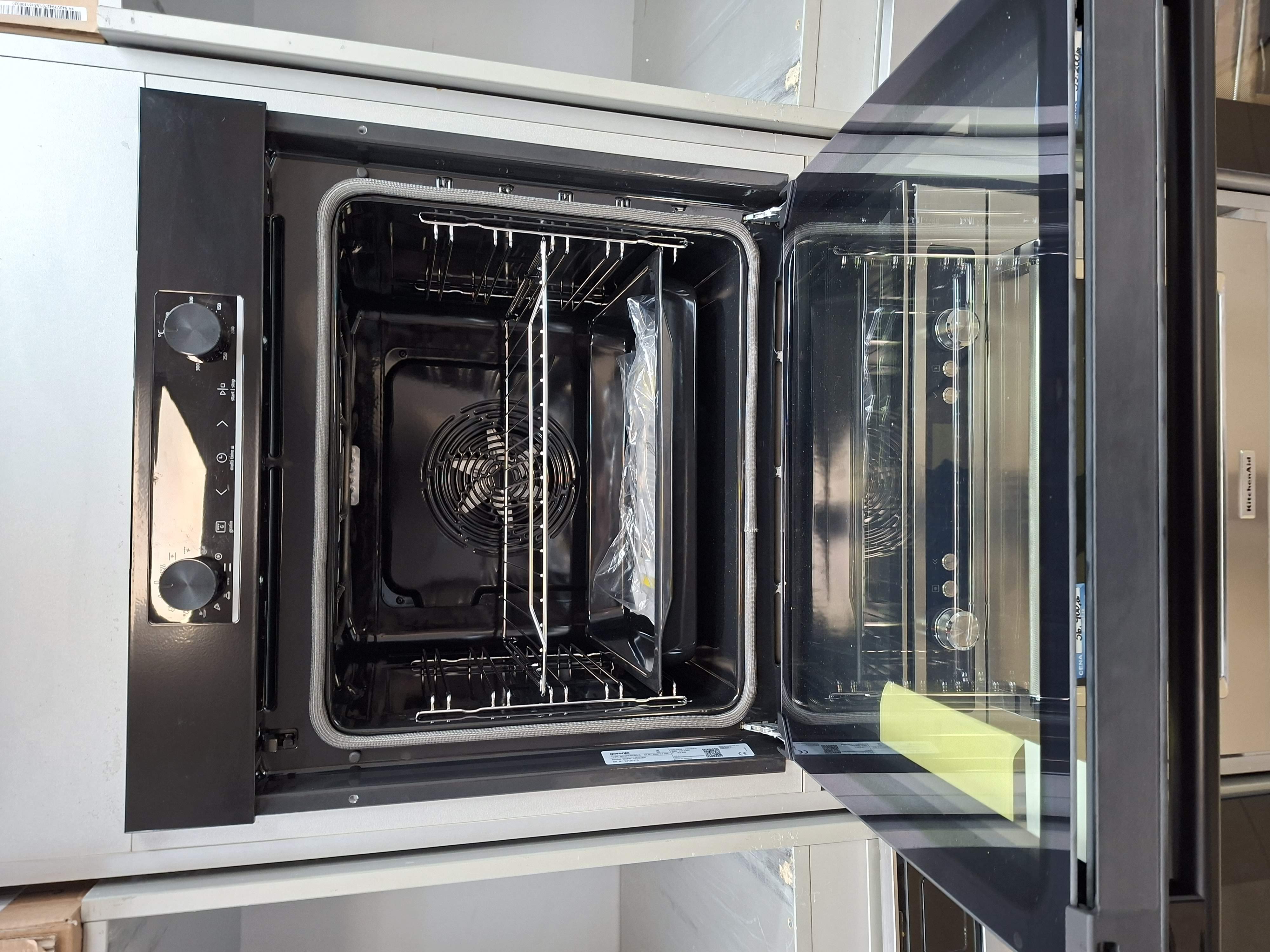 Ugradna rerna Gorenje BOP6737E02BK , 77L