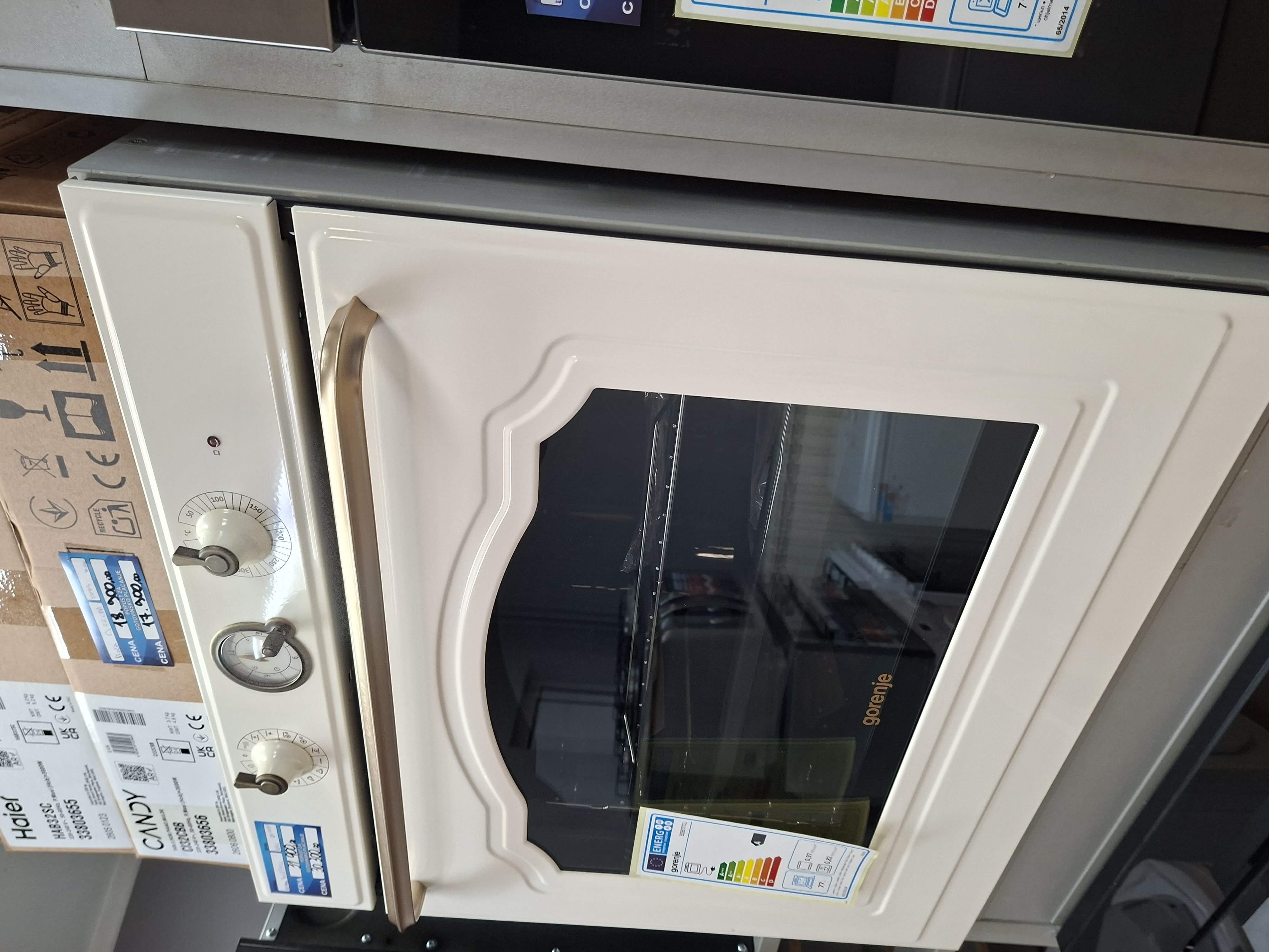 Ugradna rerna Gorenje BOS67371CLI , 77L, retro