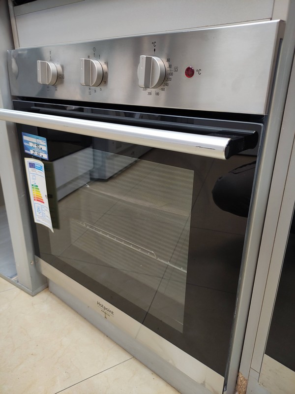 Ugradna Rerna Hotpoint Ariston FA2 530 H IX HA , 66 litara