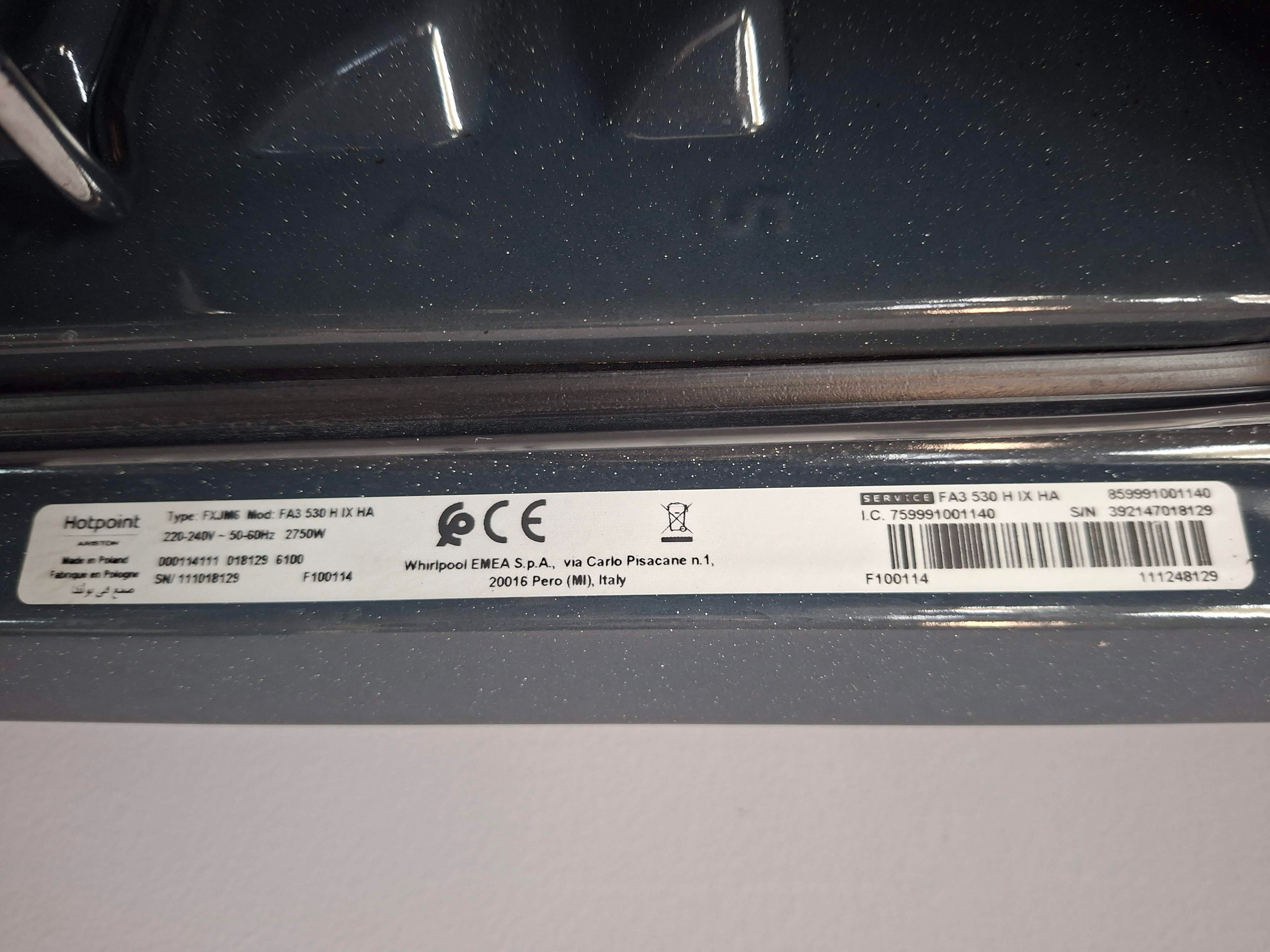 Ugradna Rerna Hotpoint Ariston FA3 530 H IX HA , 66 litara.