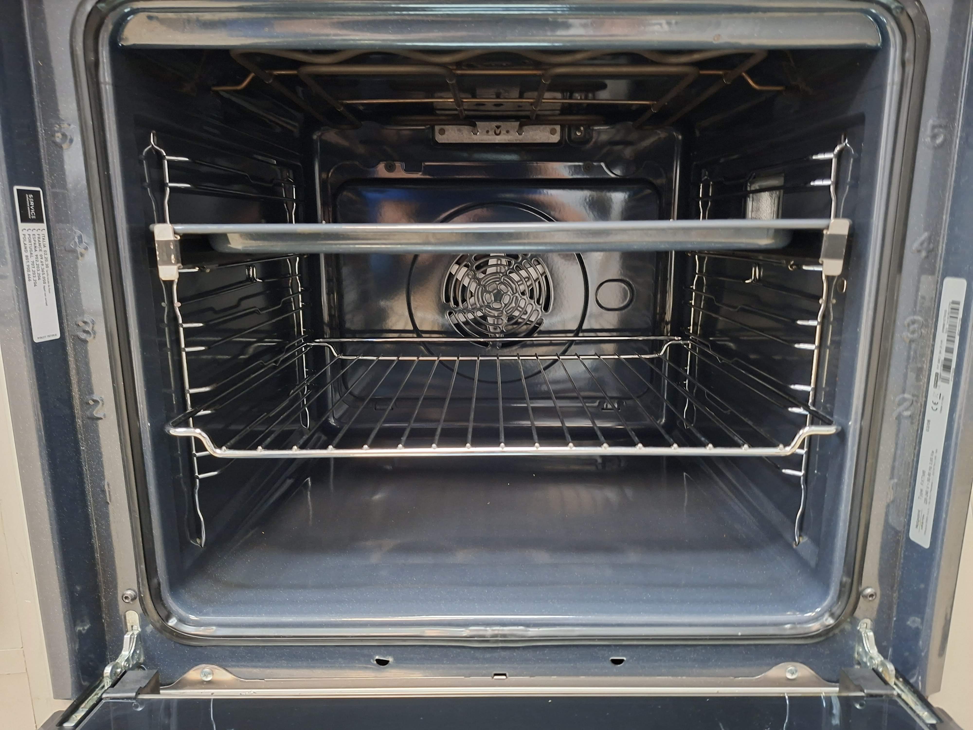 Ugradna Rerna Hotpoint Ariston FI7 S8C1 SH IX HA, 73L