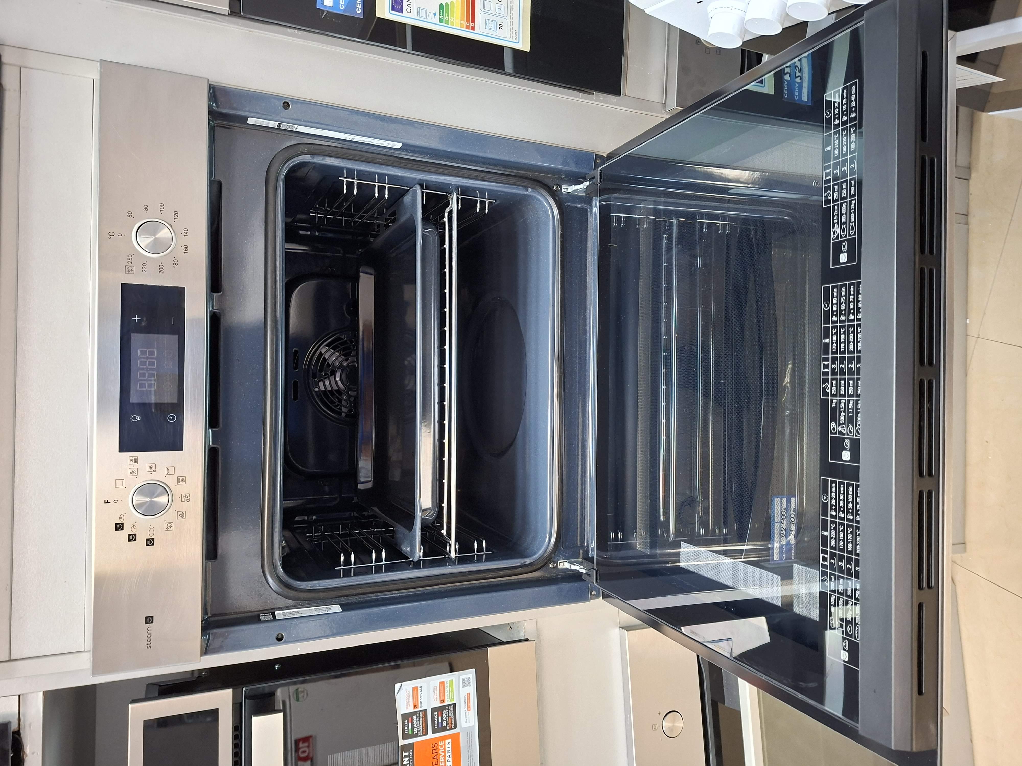 Ugradna rerna Hotpoint Ariston HAO3 K58HSU1 X