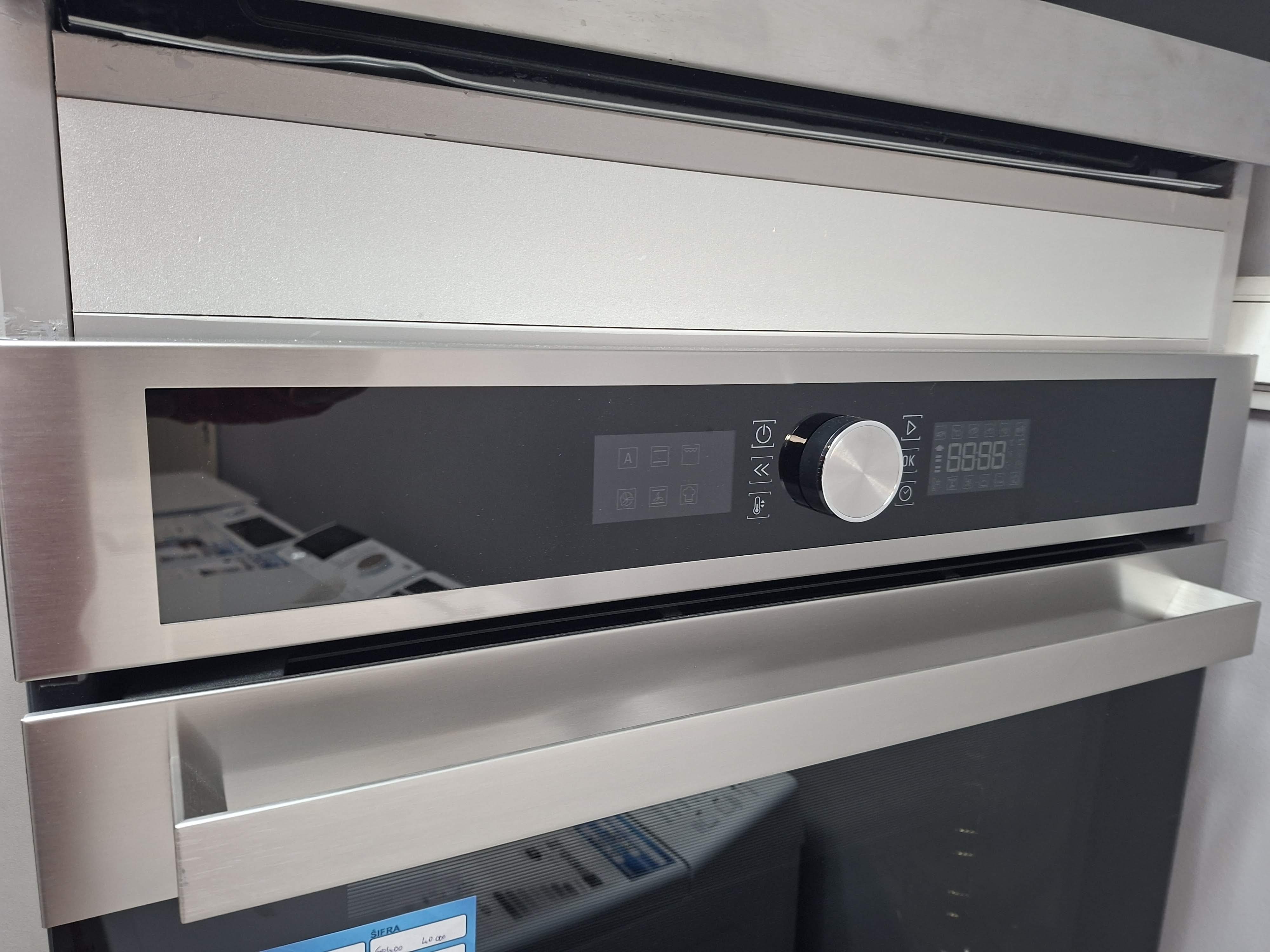 Ugradna Rerna Hotpoint Ariston SI5 851 C IX , 71L