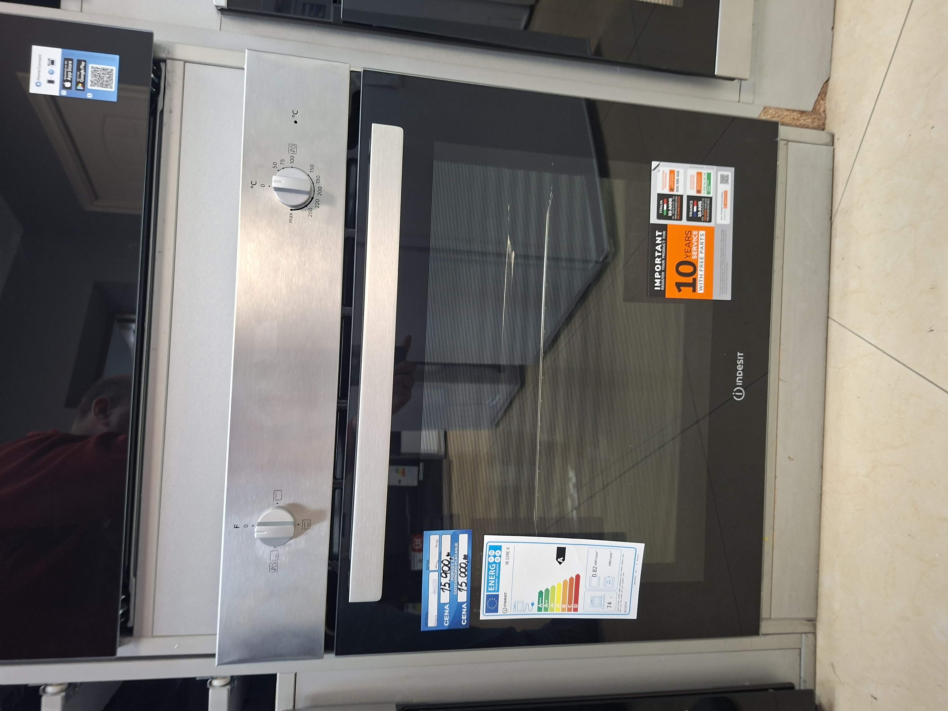 Ugradna Rerna Indesit IB 22RE X , 74 litara