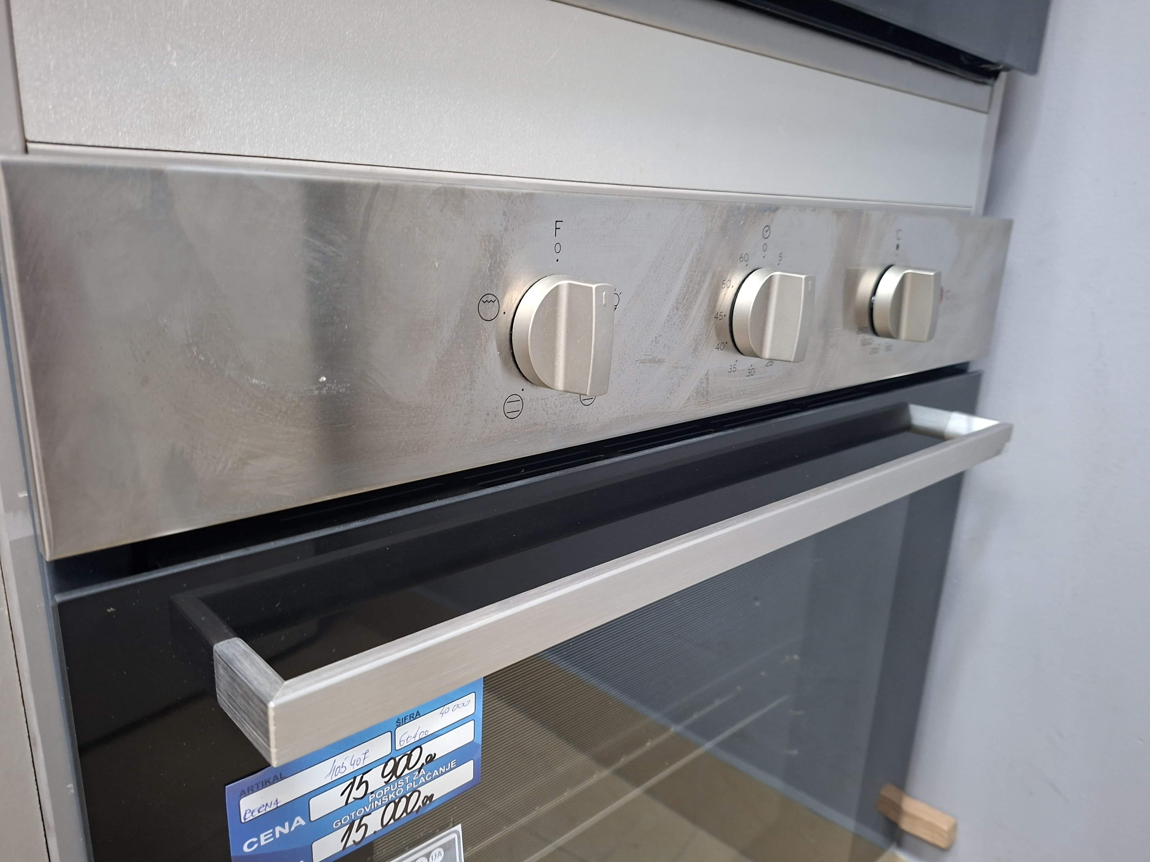 Ugradna Rerna Indesit IFW 6230 IX, 71L
