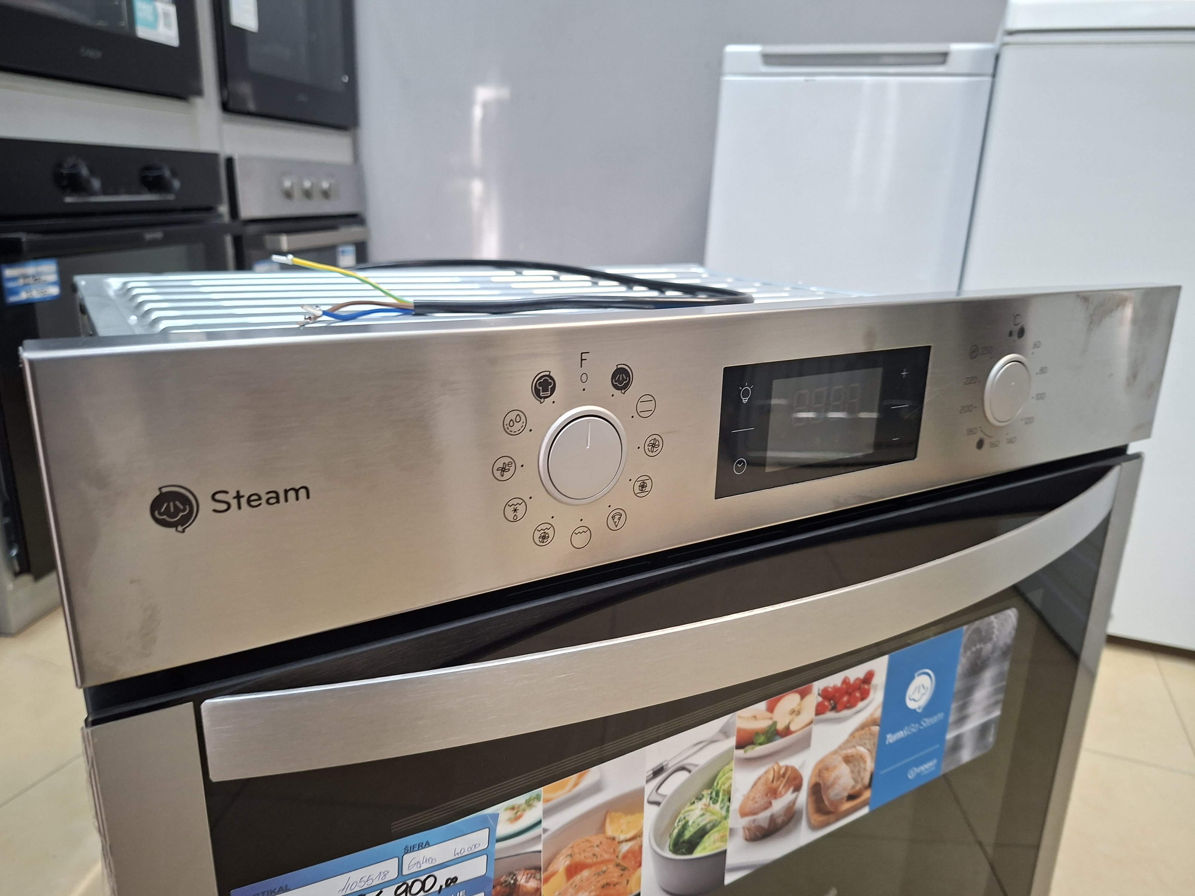 Ugradna Rerna Indesit IFWS 5844 JH IX, 71L