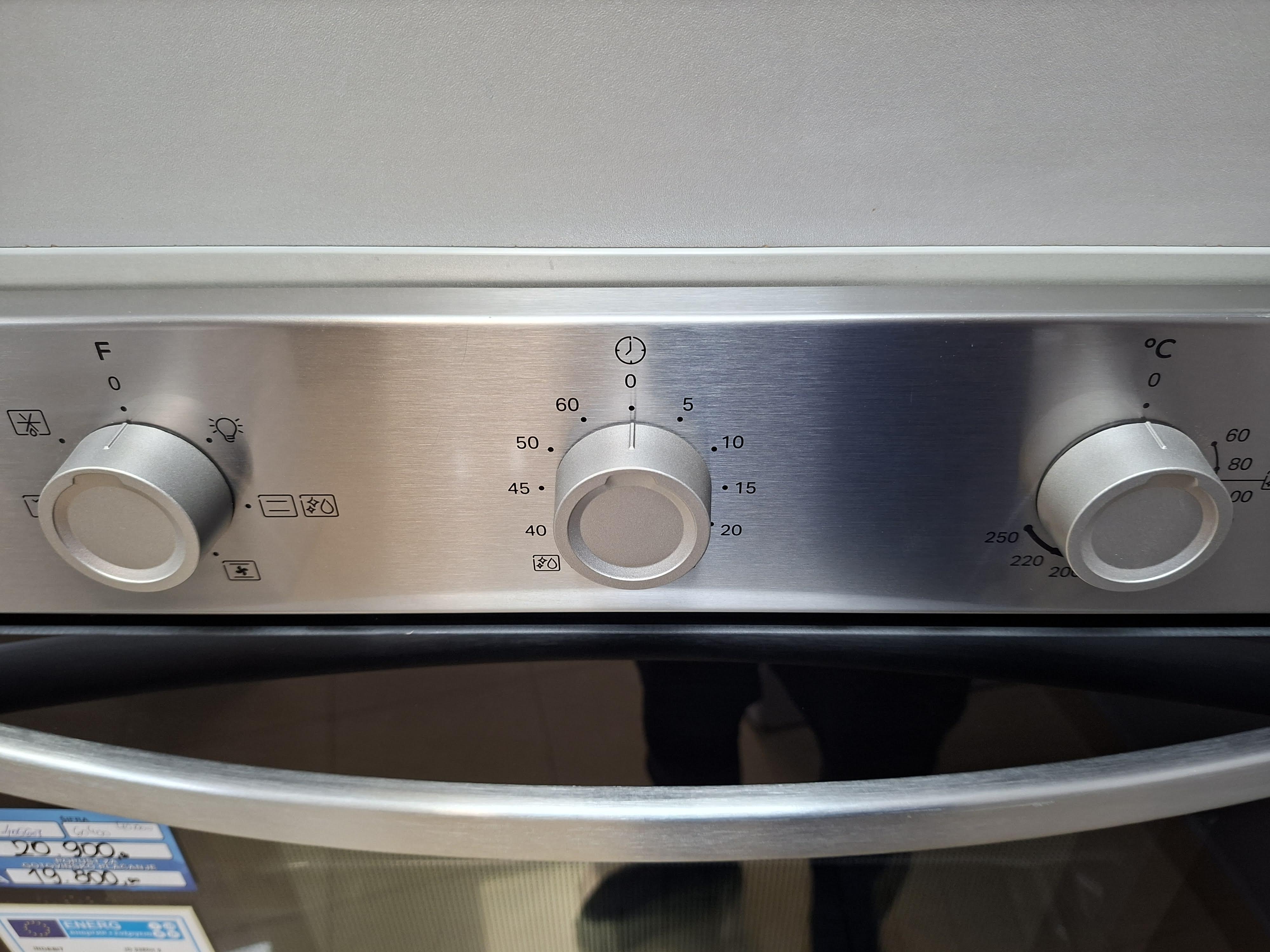 Ugradna Rerna Indesit IO 2350H X , 66L