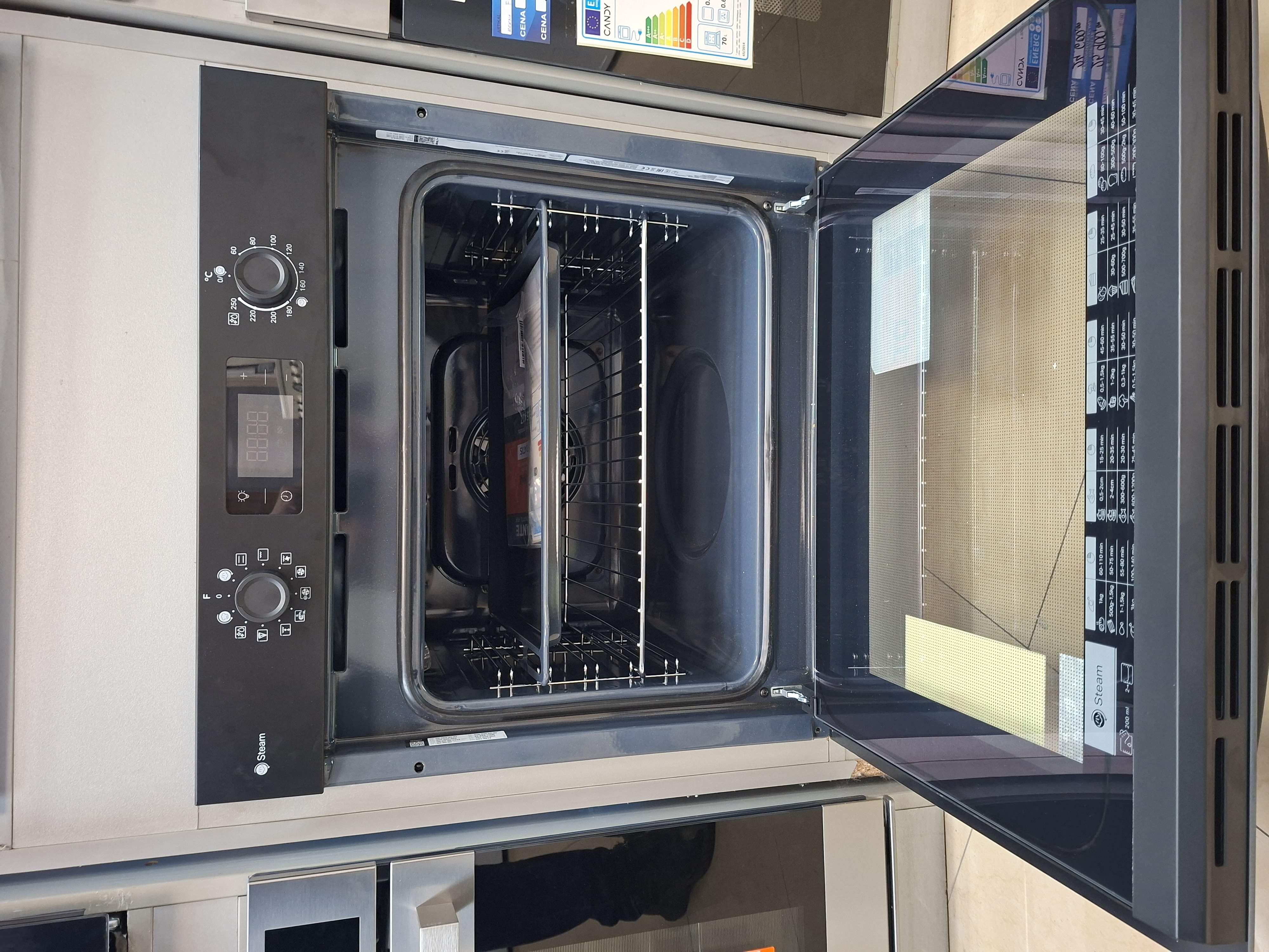Ugradna Rerna Indesit IO 258HS B , 71L