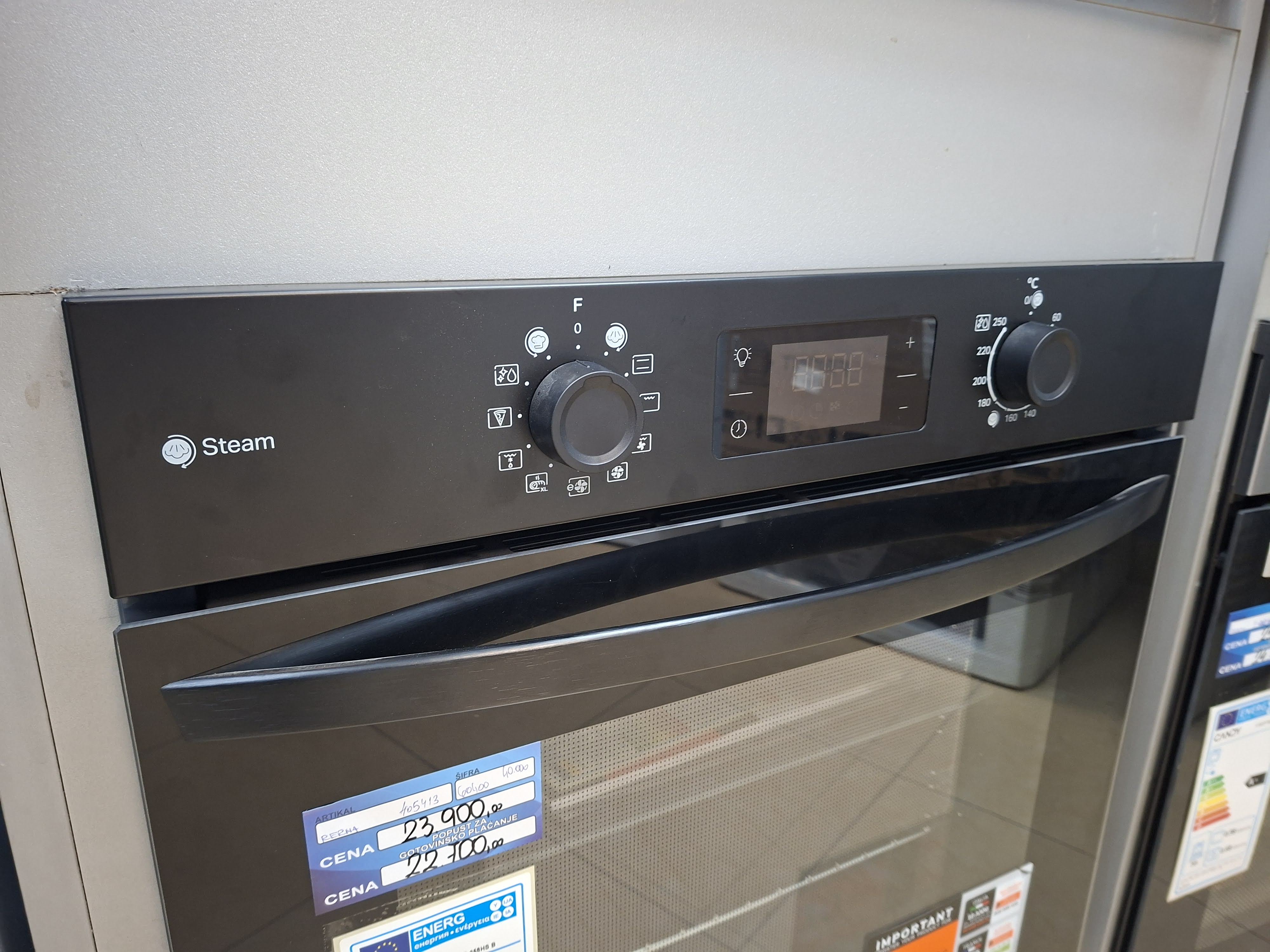 Ugradna Rerna Indesit IO 258HS B , 71L
