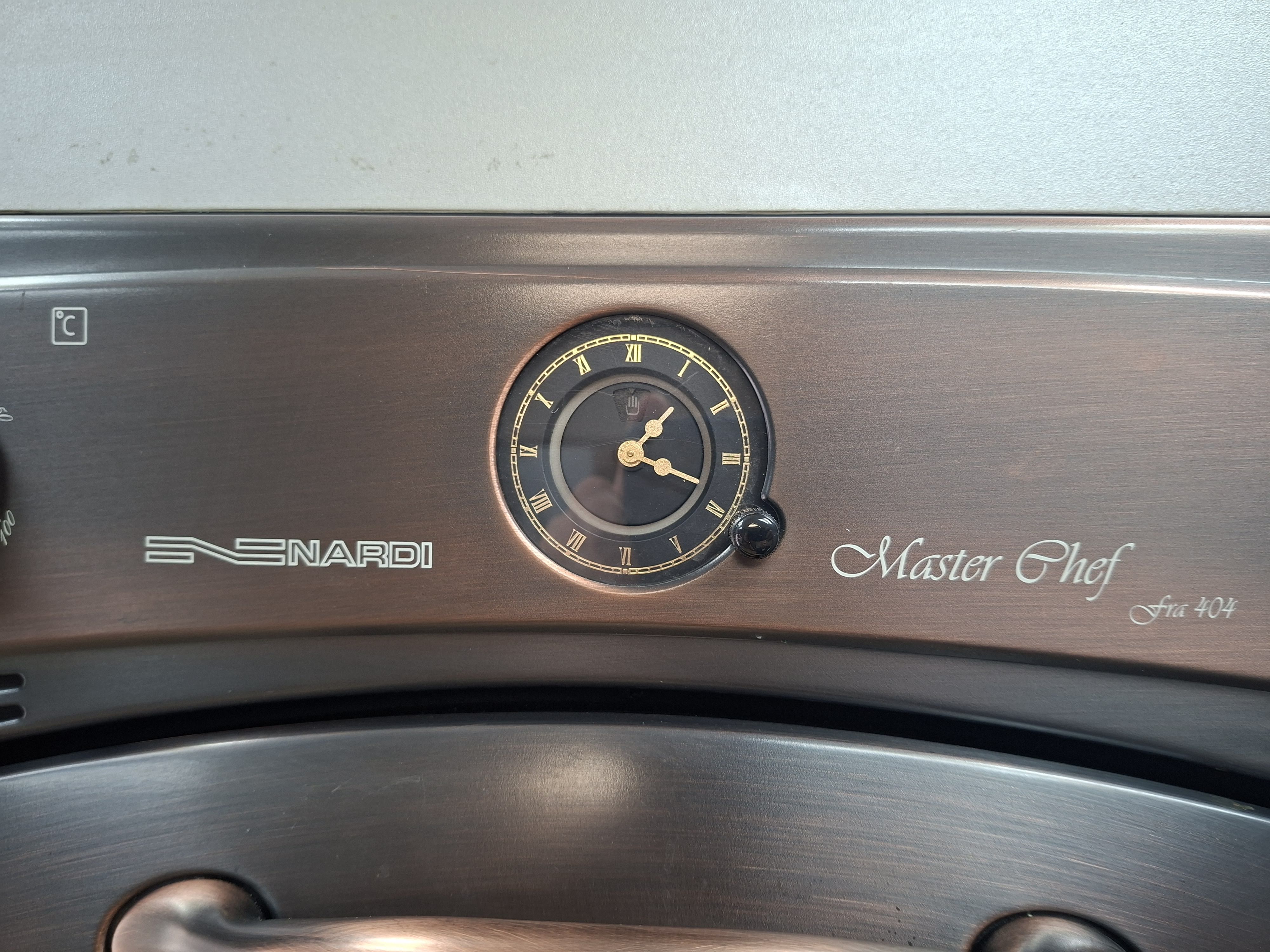 Ugradna Rerna Nardi FRA 404BR  , 52 litara