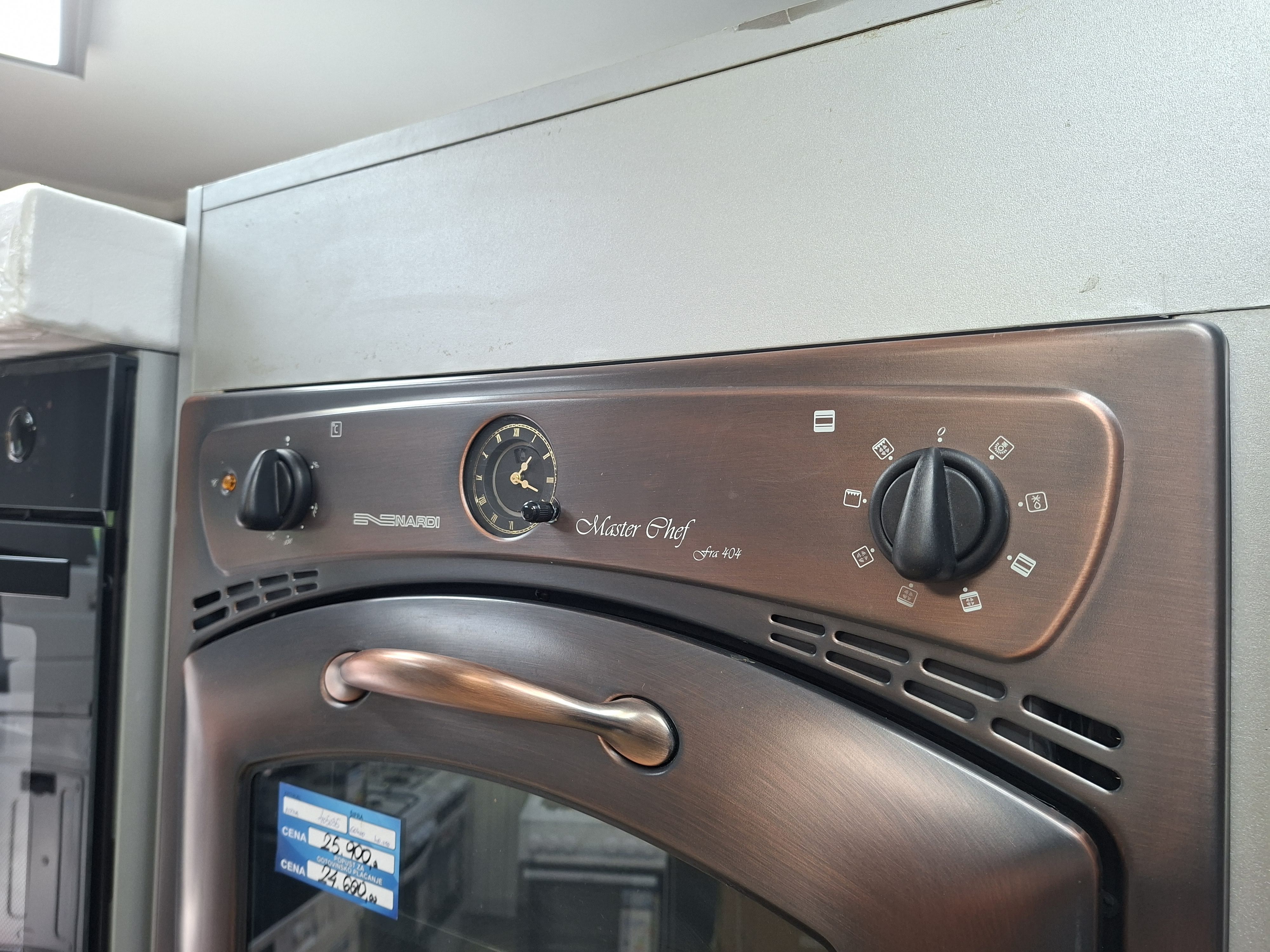 Ugradna Rerna Nardi FRA 404BR  , 52 litara