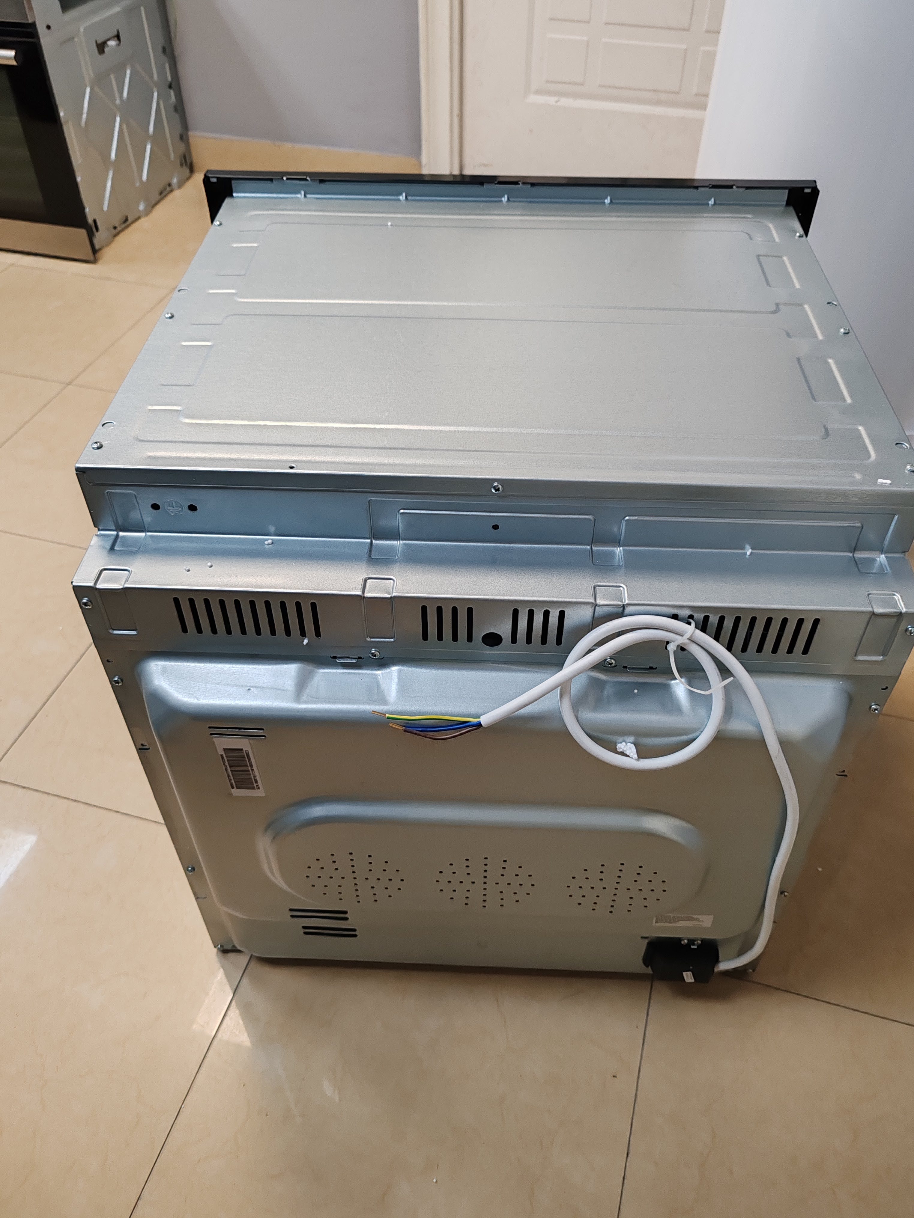 Ugradna Rerna Perla PEBO30N6BK , 72 L