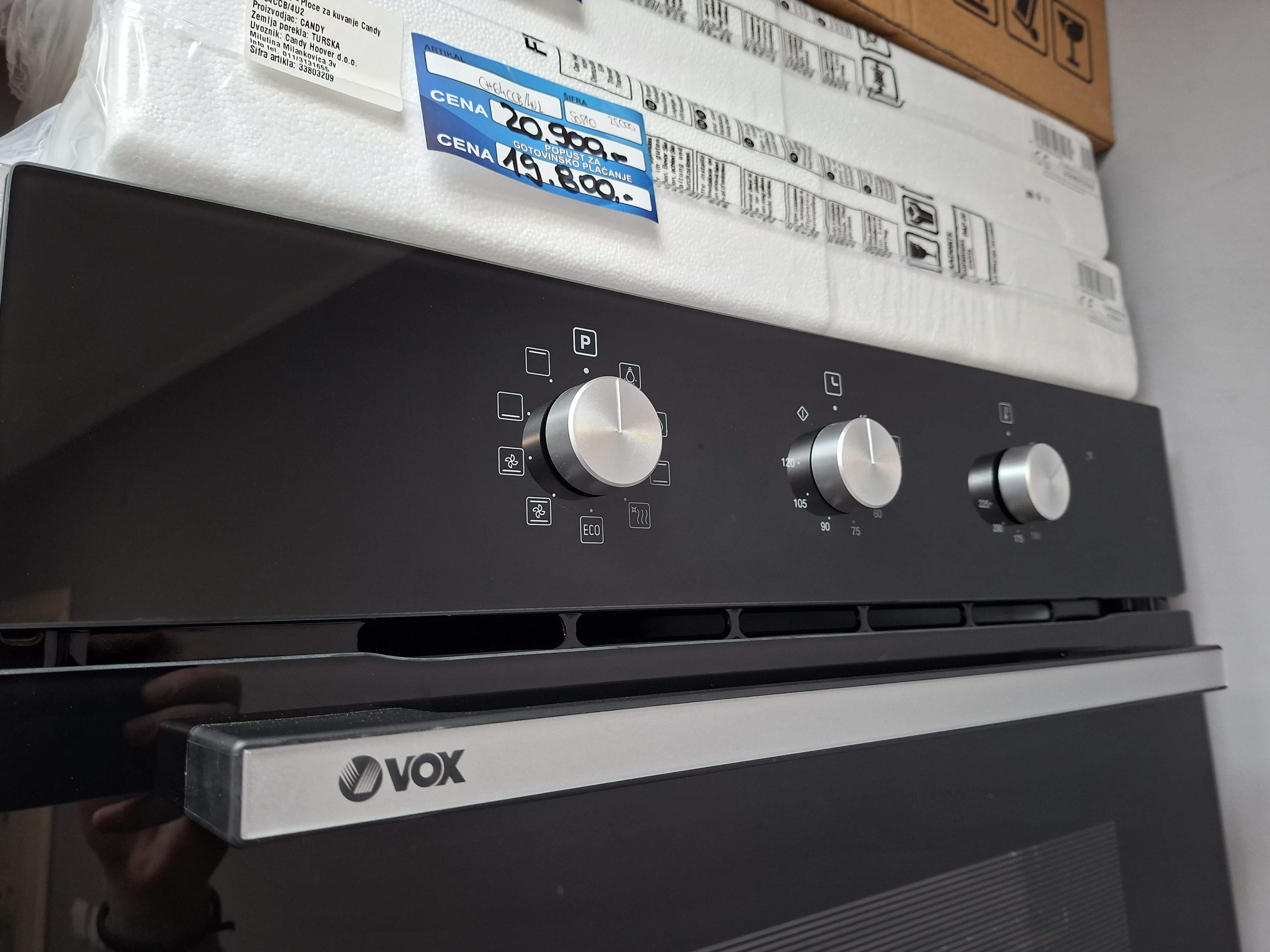 Ugradna rerna VOX SET3400B