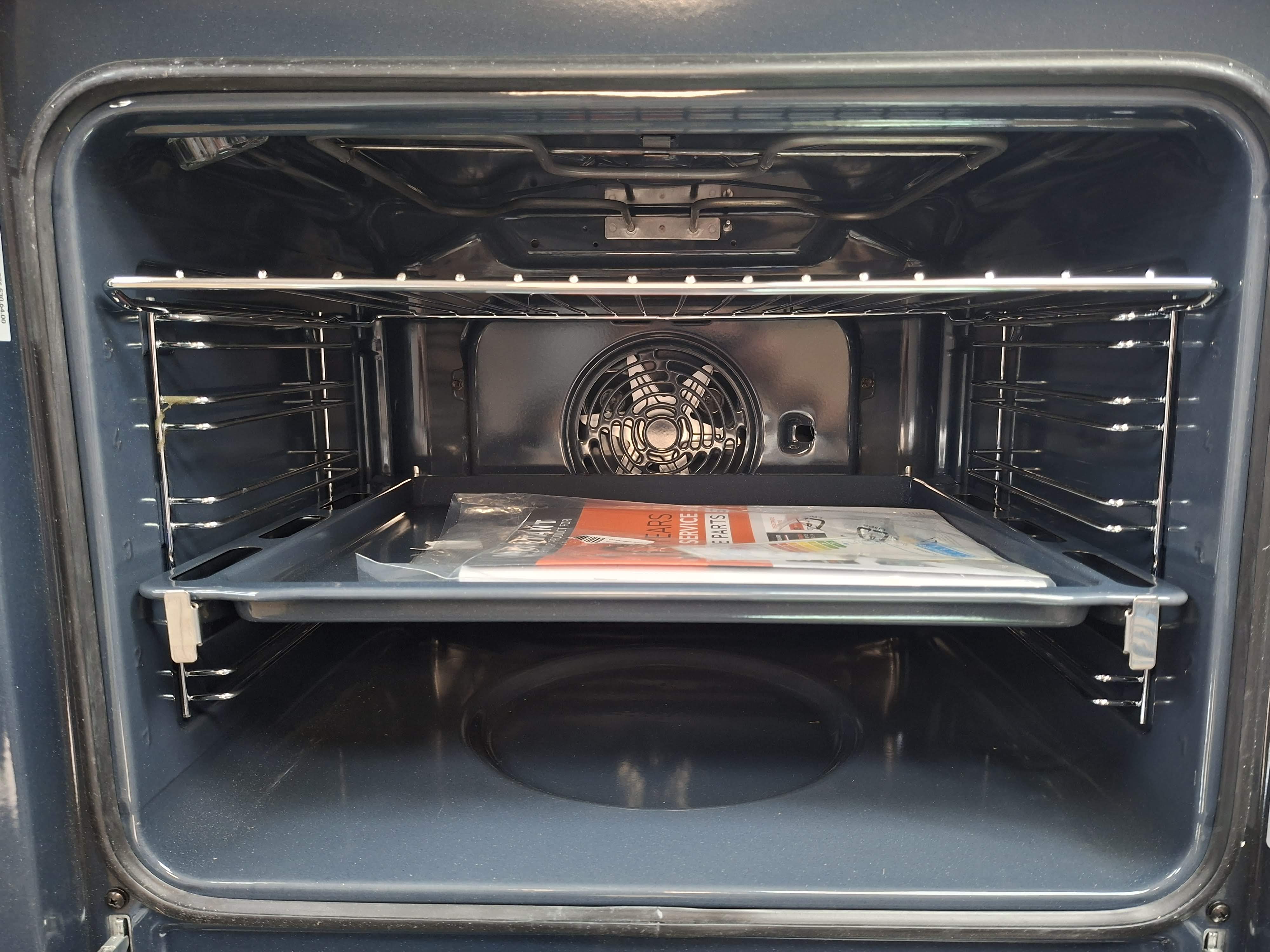 Ugradna Rerna Whirlpool OMSK58HU1SX , 71L