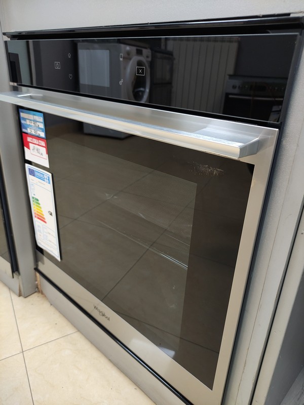 Ugradna rerna Whirpool W9 OM2 4S1 P BSS