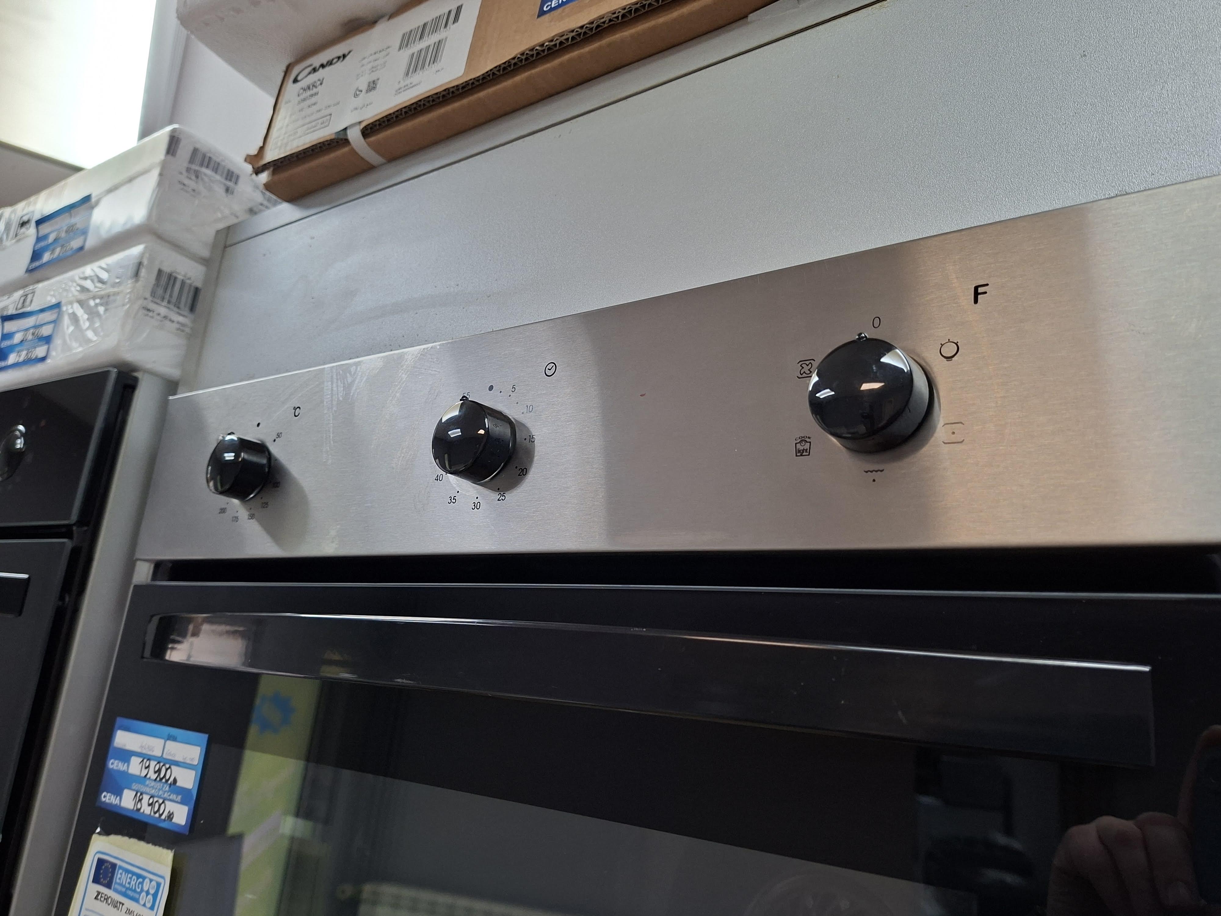 Ugradna Rerna Zerowatt ZMS 603 XN , 65L