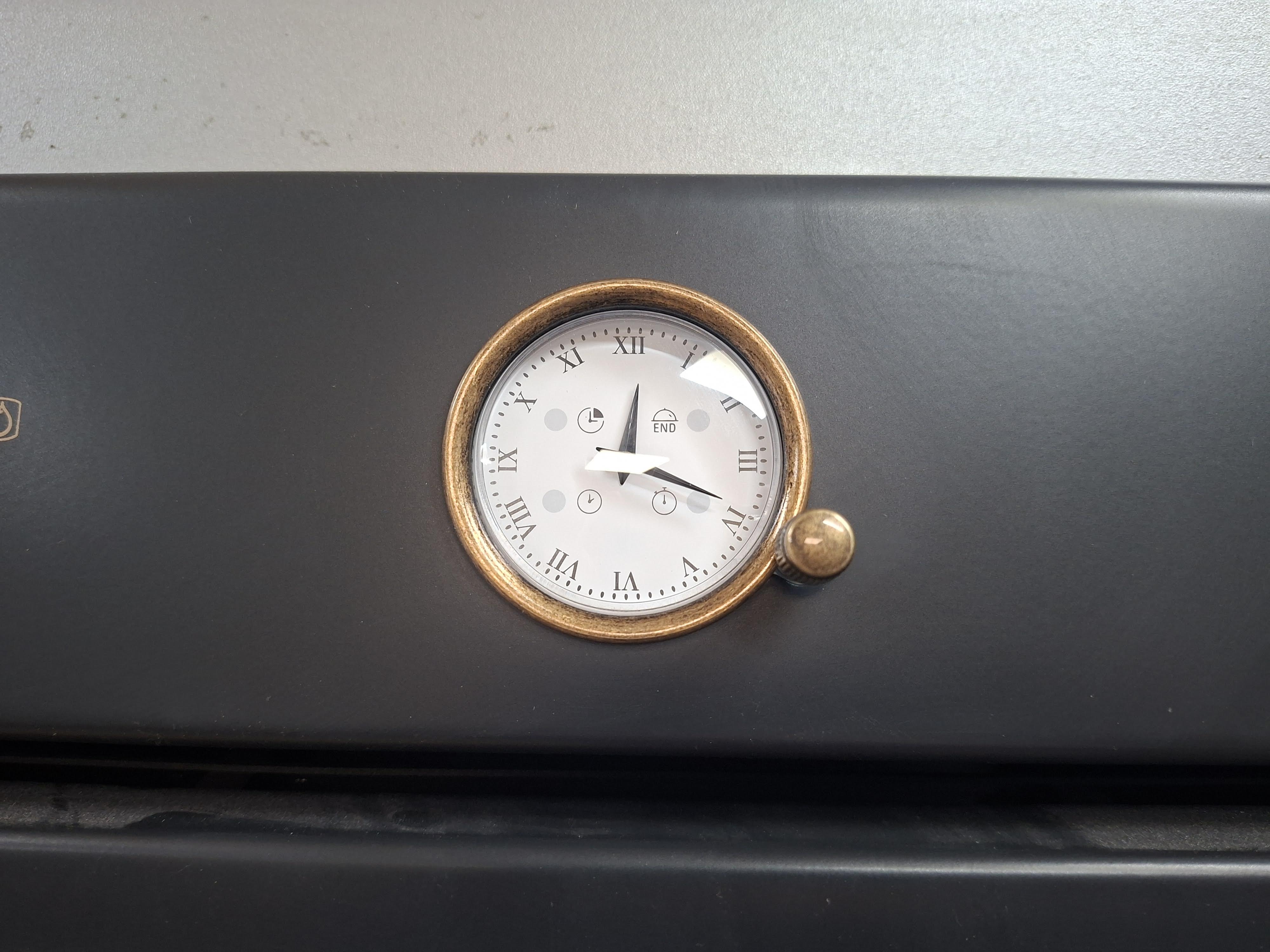 Ugradna retro rerna Hotpoint Ariston FIT 804 H AN HA