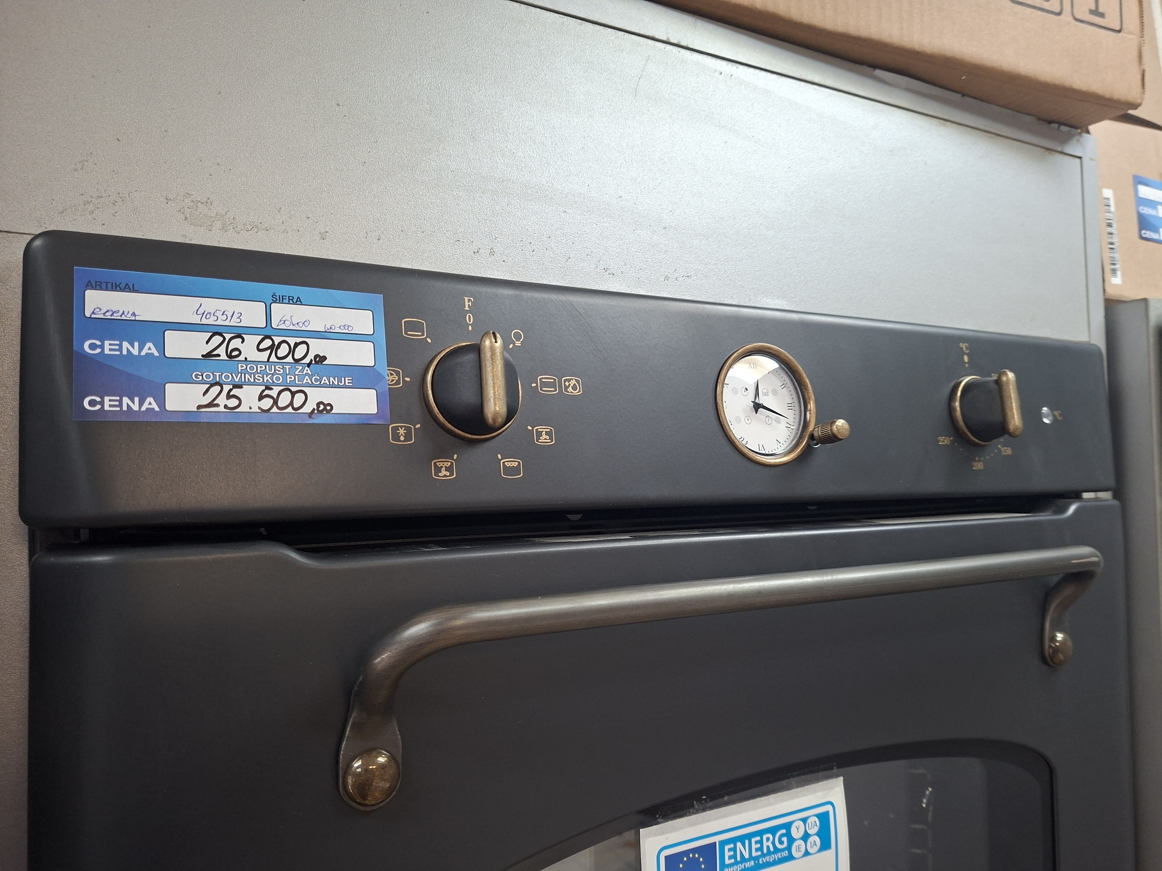 Ugradna retro rerna Hotpoint Ariston FIT 804 H AN HA