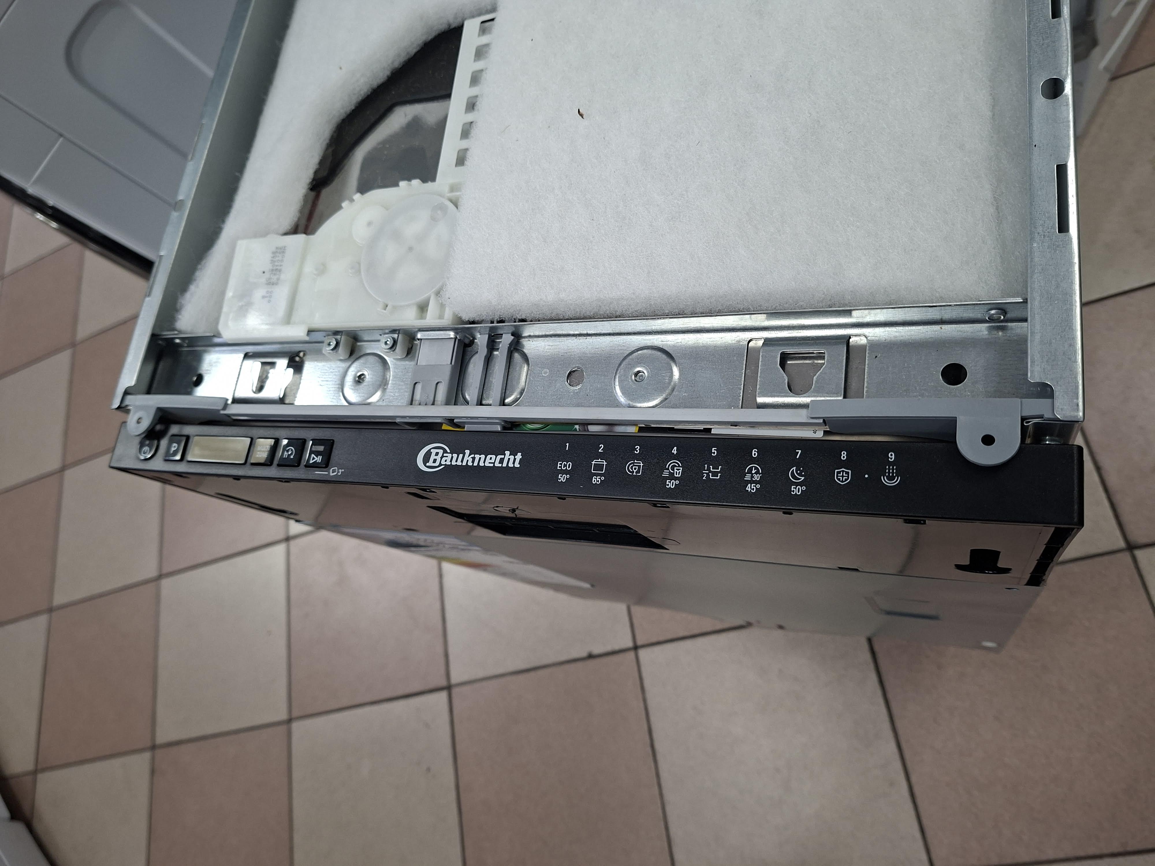 Ugradna sudo mašina Bauknecht  BK4IC11BS7LA0 (2), 45 cm