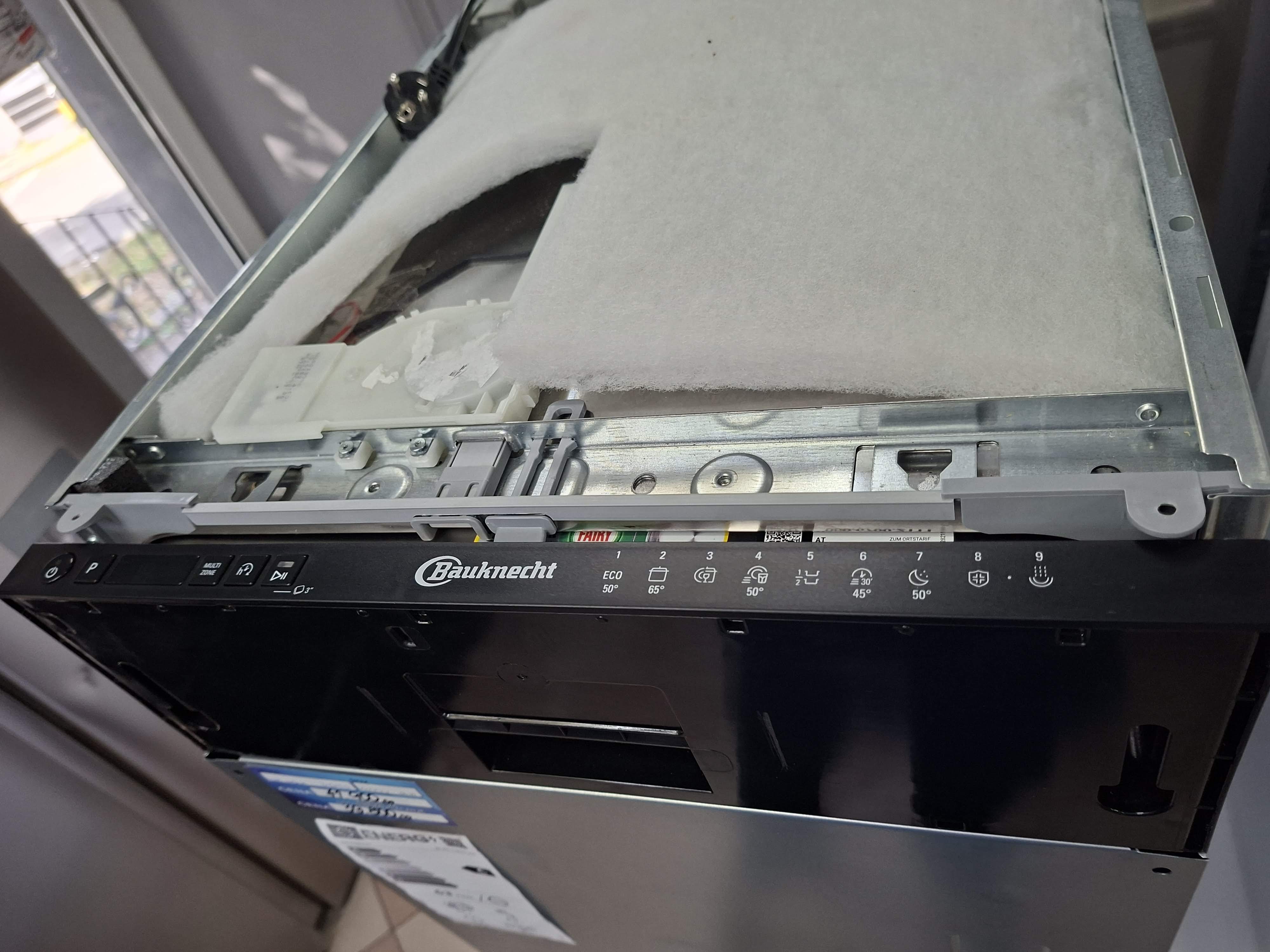 Ugradna sudo mašina Bauknecht  BK4IC11BS7LA0 , 45 cm