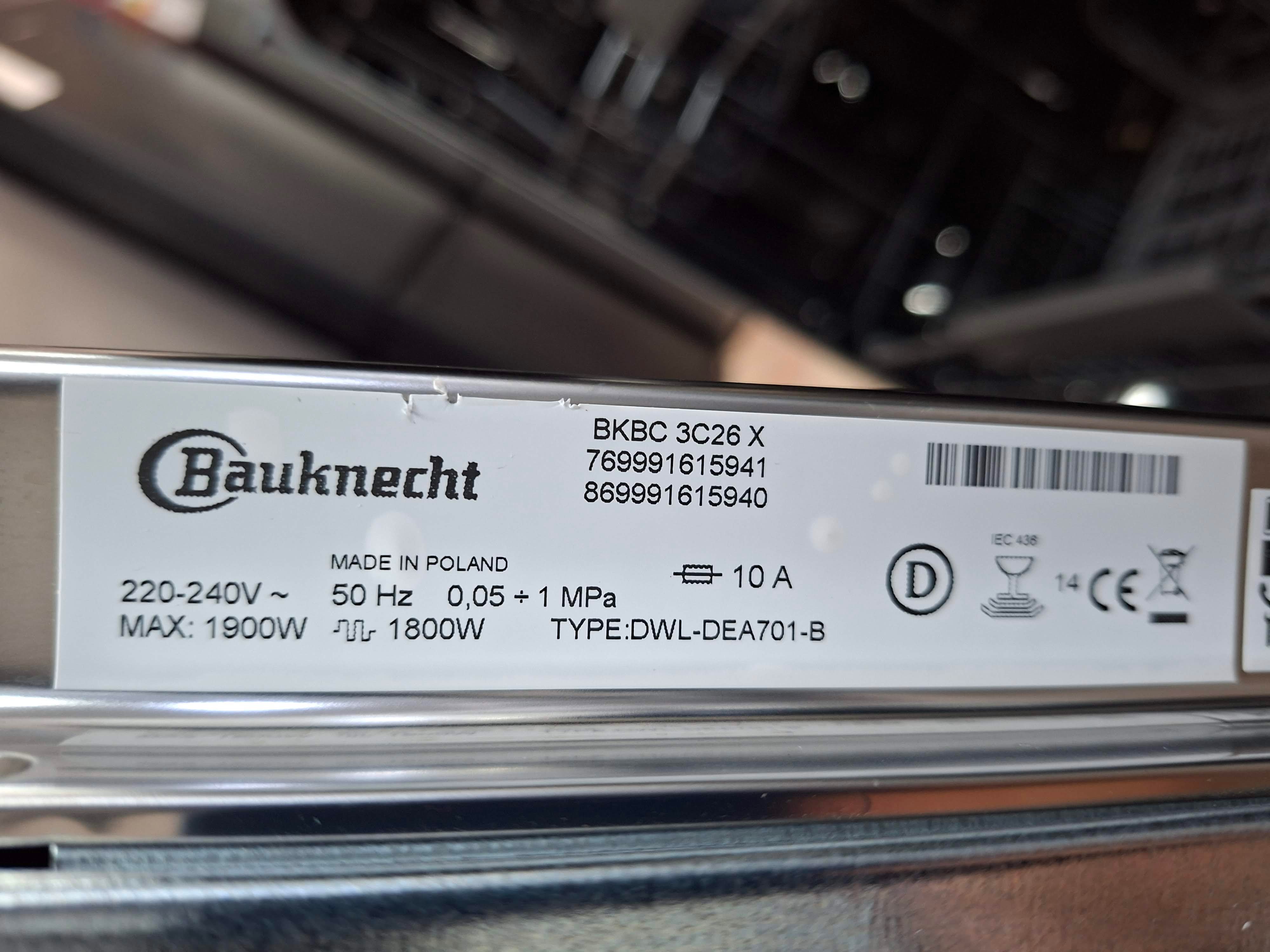 Ugradna Sudo mašina Bauknecht BKBC 3C26 X , 14 kompleta