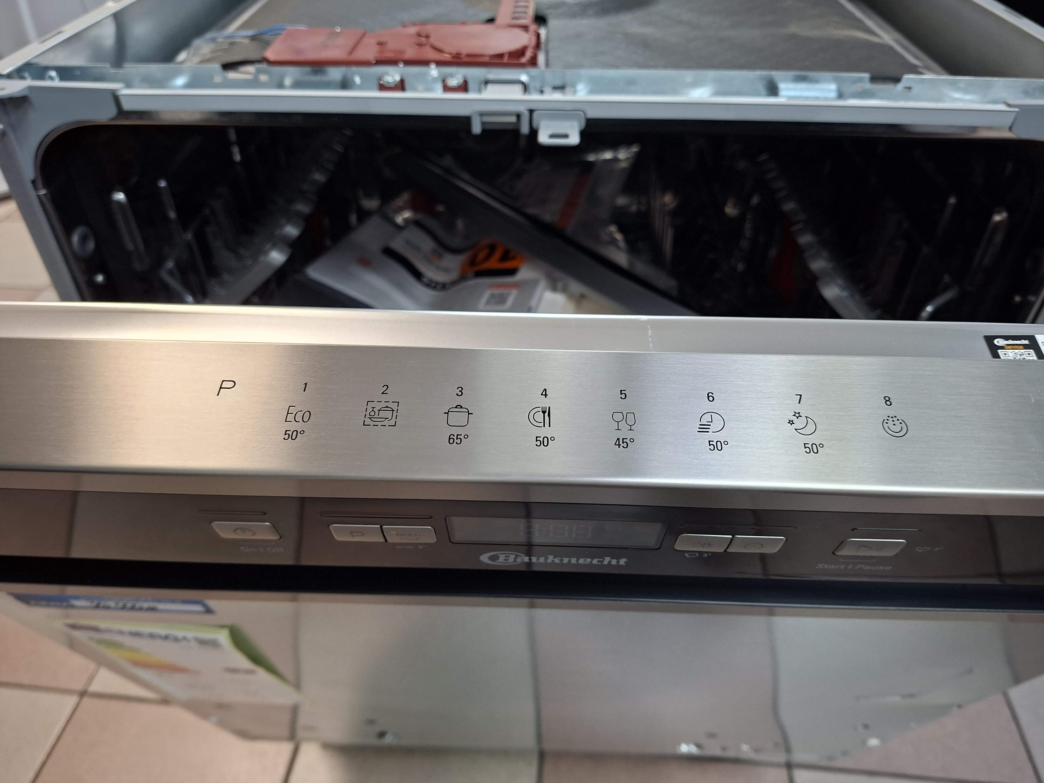 Ugradna Sudo mašina Bauknecht BKBC 3C26 X , 14 kompleta