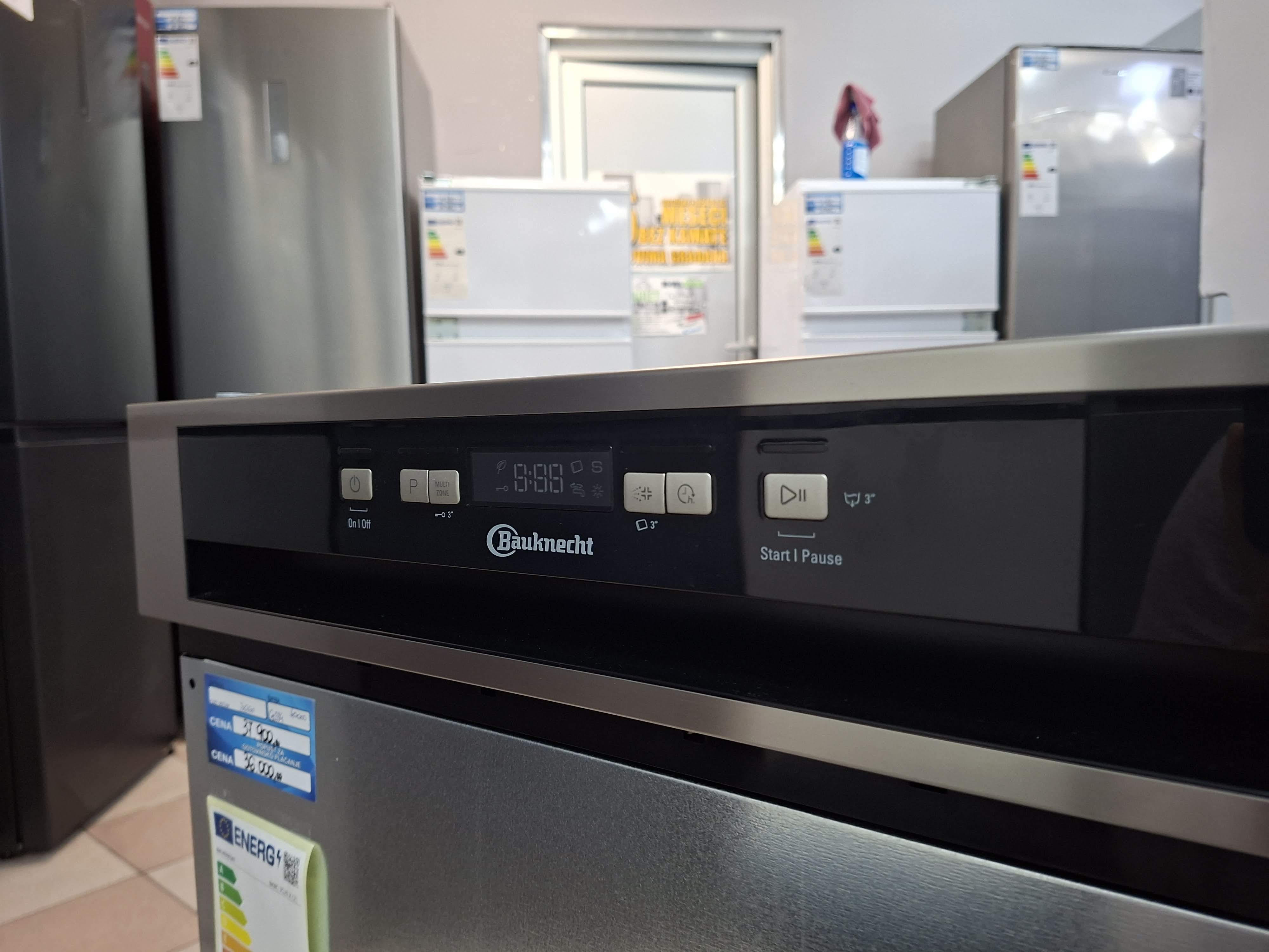 Ugradna Sudo mašina Bauknecht BKBC 3C26 X , 14 kompleta