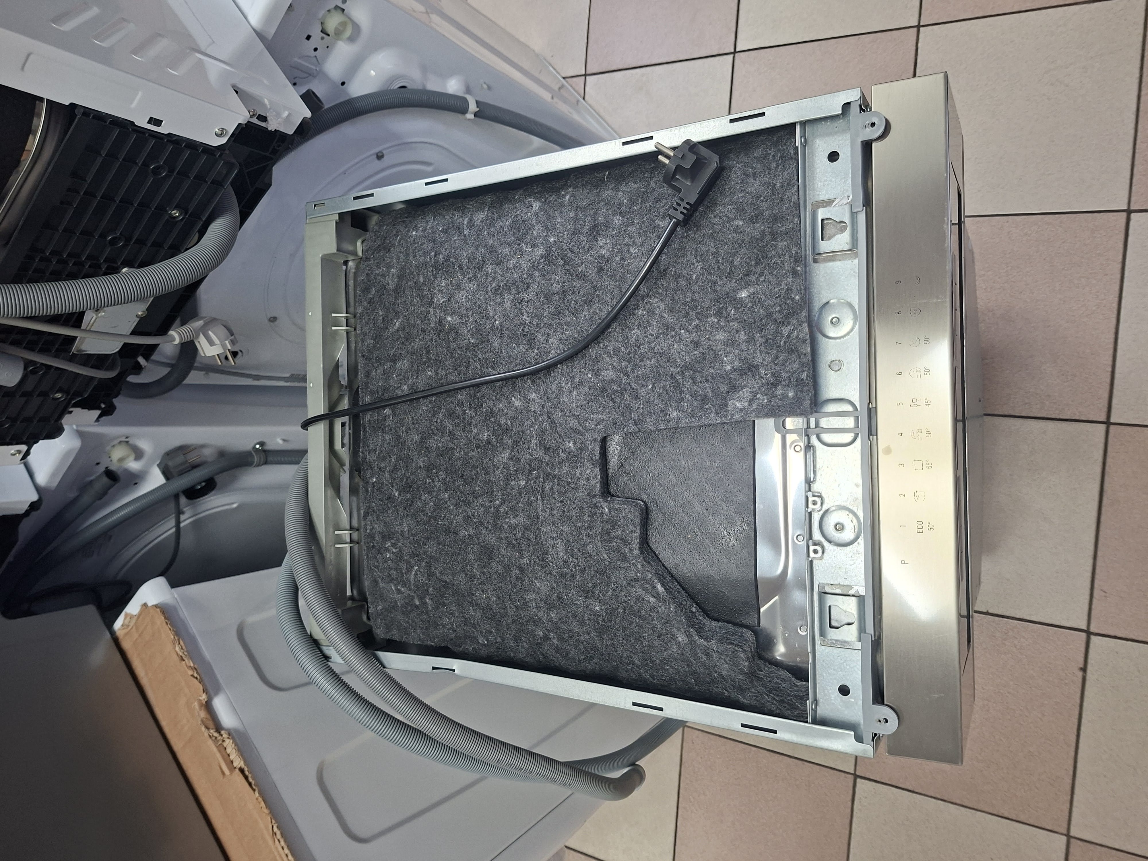 Ugradna Sudo mašina Bauknecht BSBO 3O21 PF X  , 10 kompleta