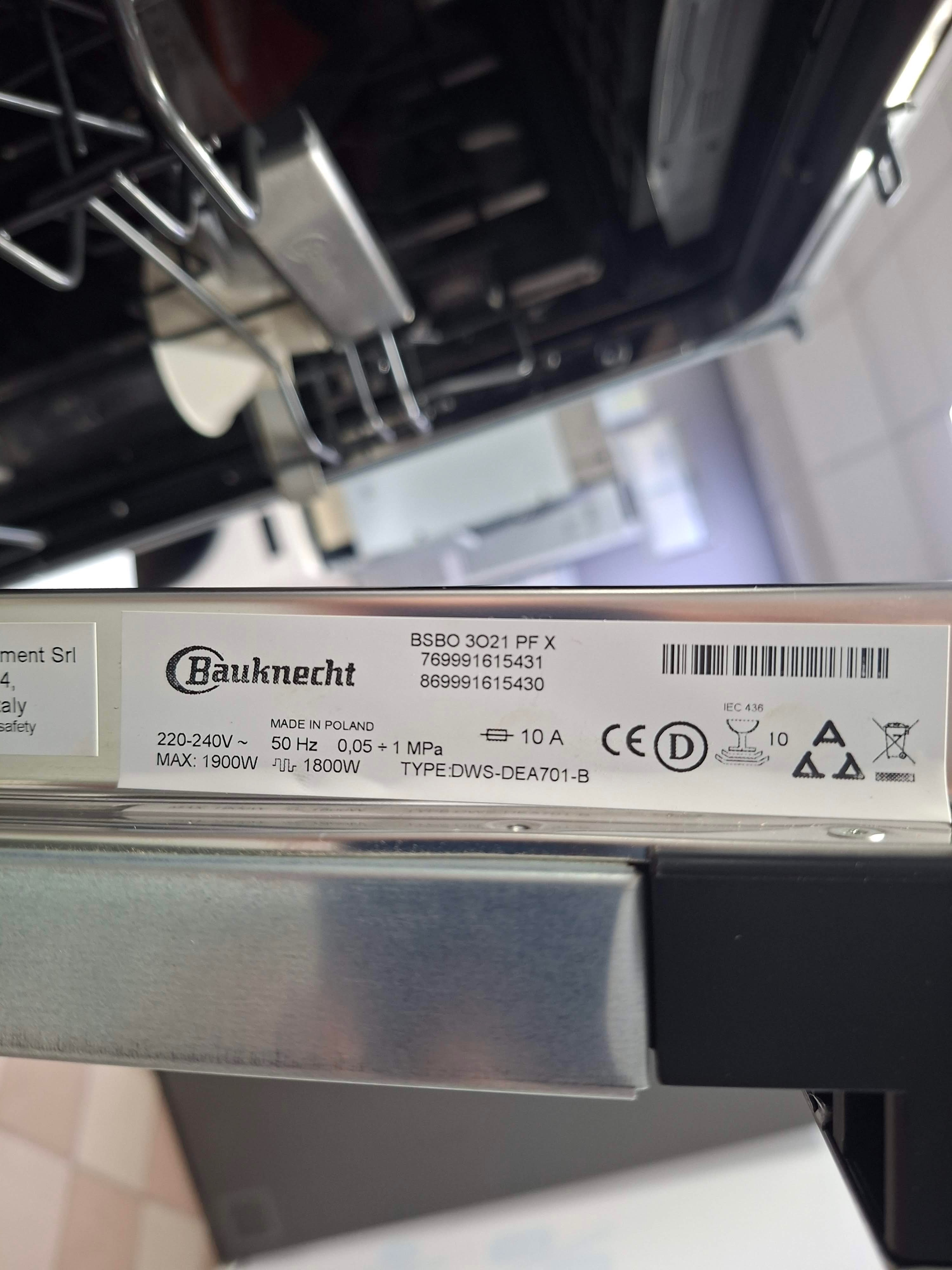 Ugradna Sudo mašina Bauknecht BSBO 3O21 PF X  , 10 kompleta