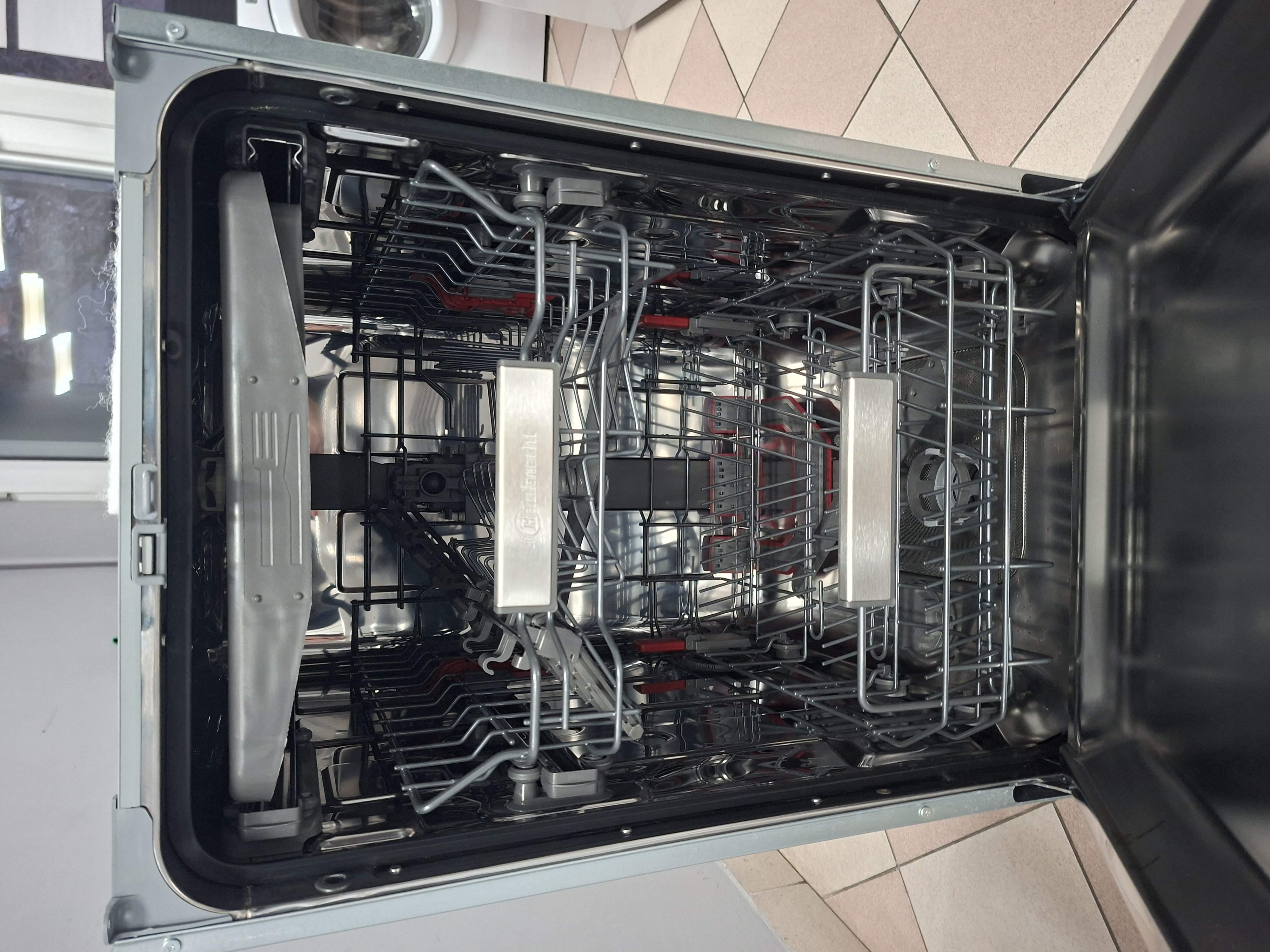 Ugradna Sudo mašina Bauknecht BSBO 3O35 PF X  , 10 kompleta