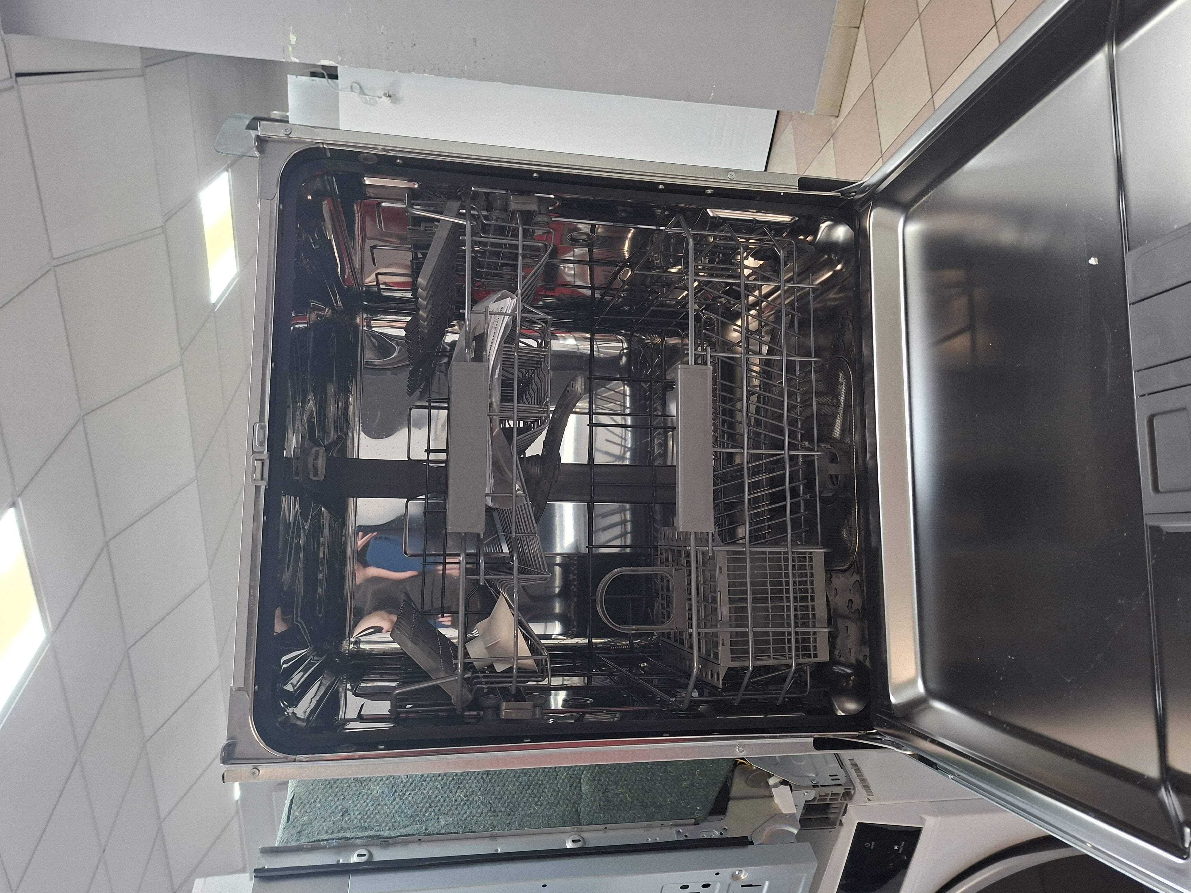 Ugradna sudo mašina Bauknecht OBIC Ecostar 5320, 14kompleta