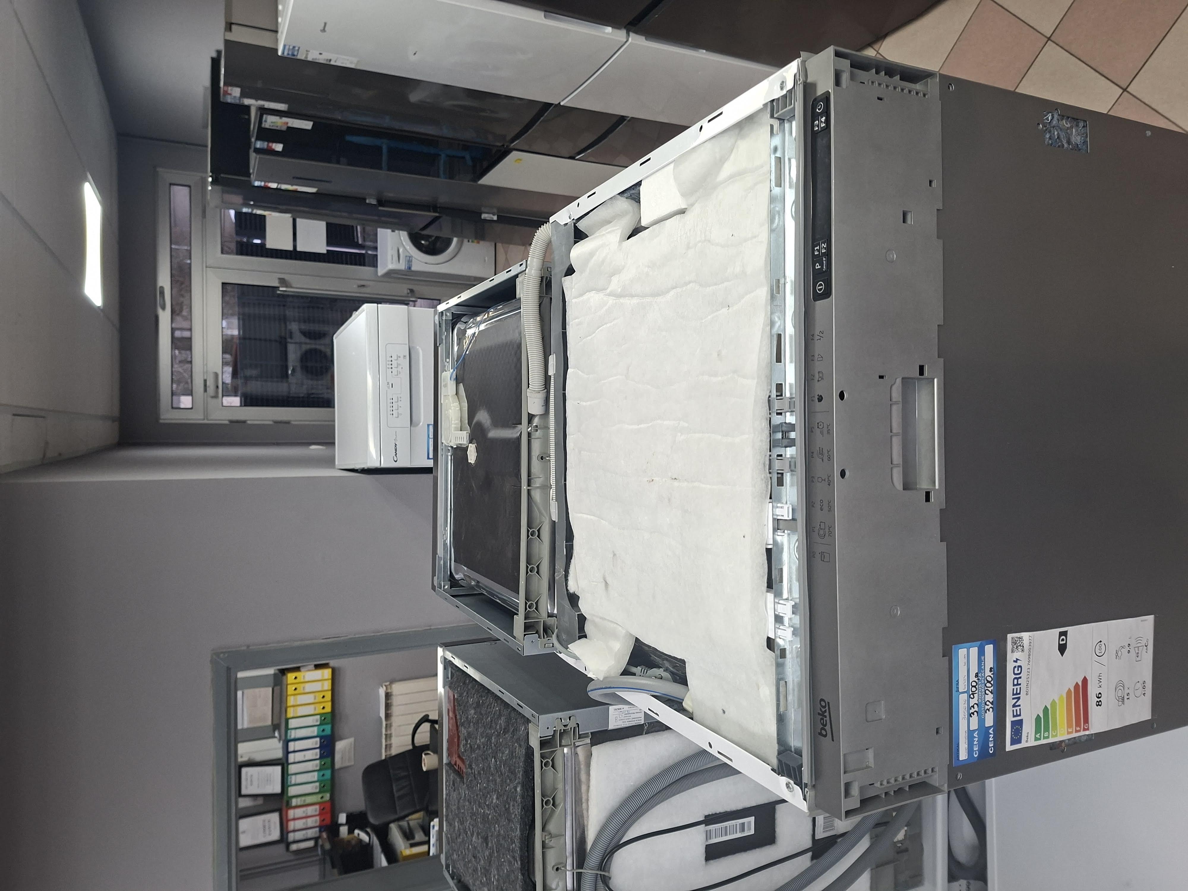 Ugradna sudo mašina Beko BDIN25323 , 15 kompleta