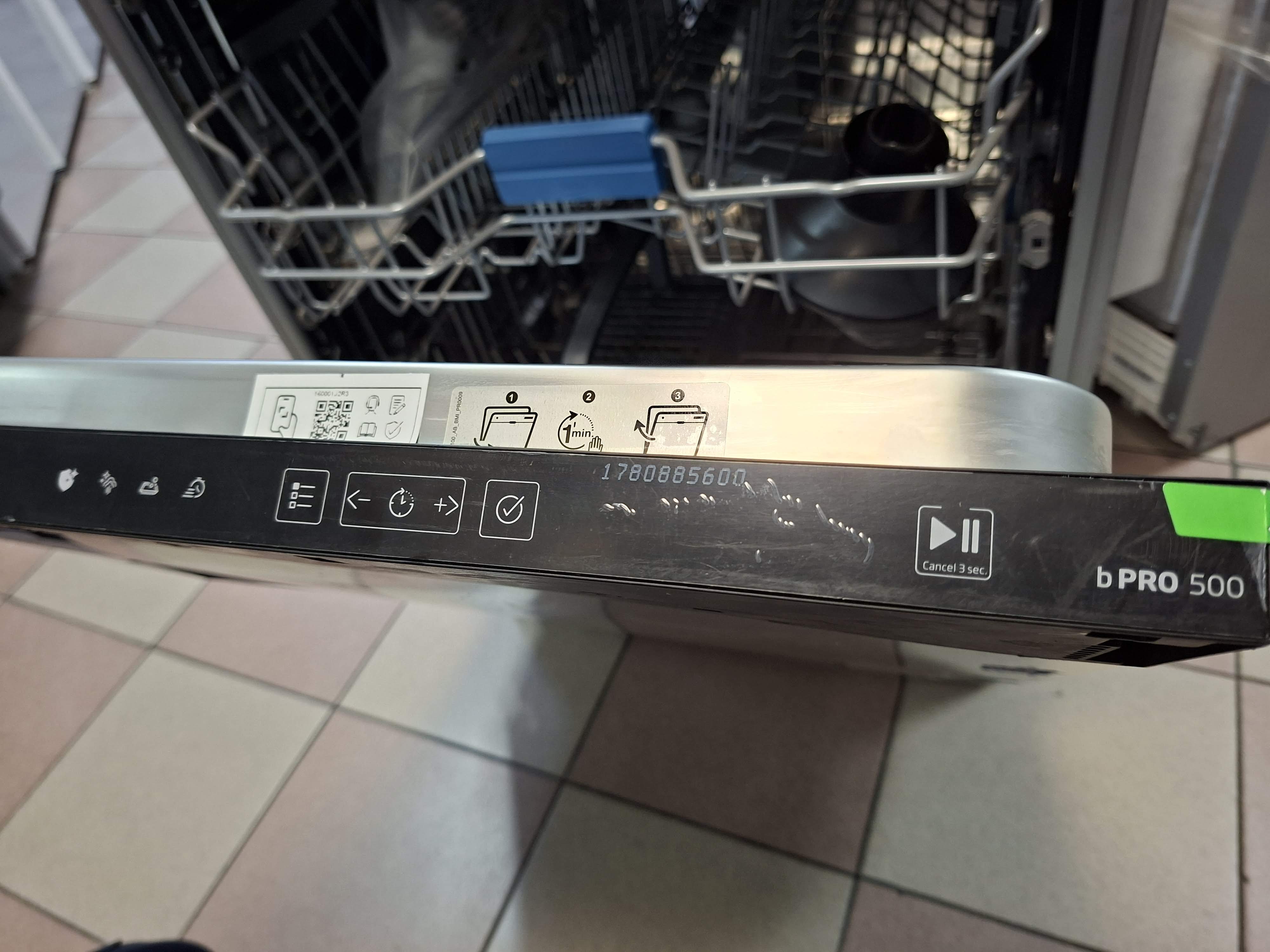 Ugradna sudo mašina Beko BDIN36451 , 14 kompleta