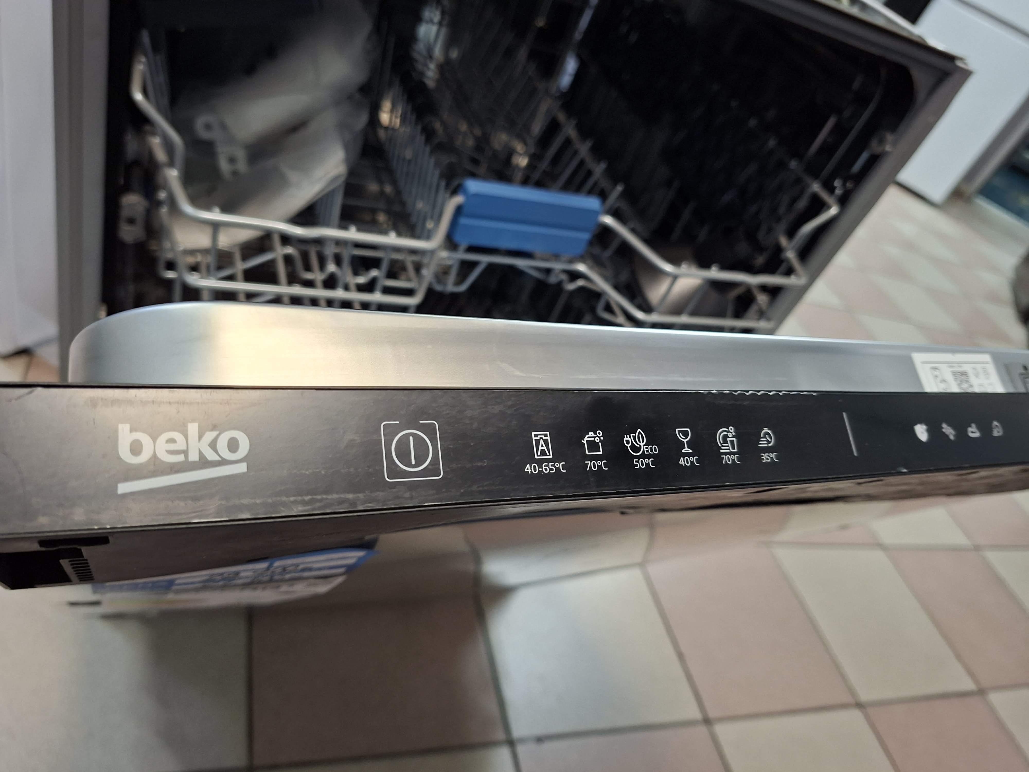 Ugradna sudo mašina Beko BDIN36451 , 14 kompleta