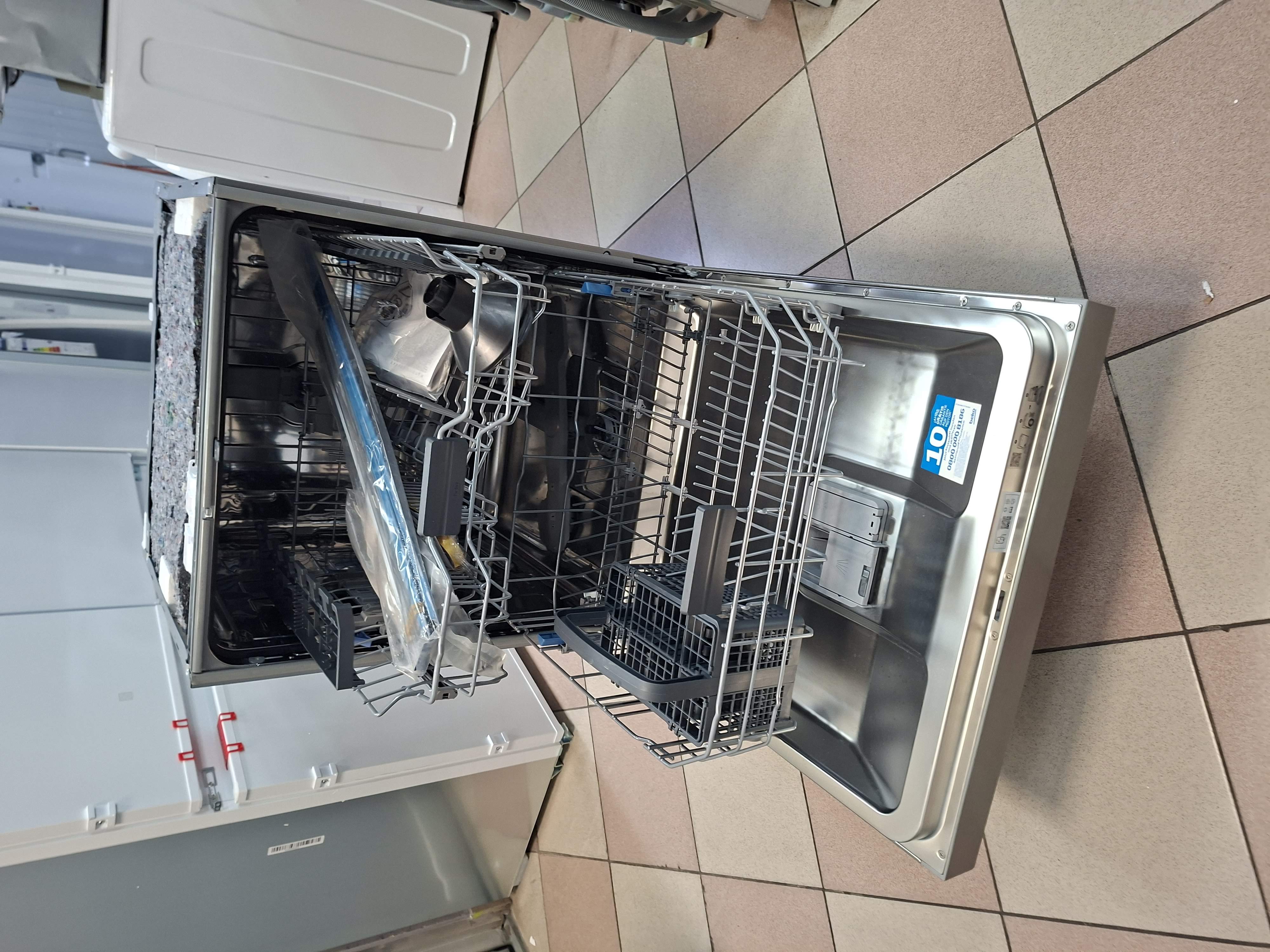 Ugradna Sudo mašina Beko BDUN36451X , 14 kompleta