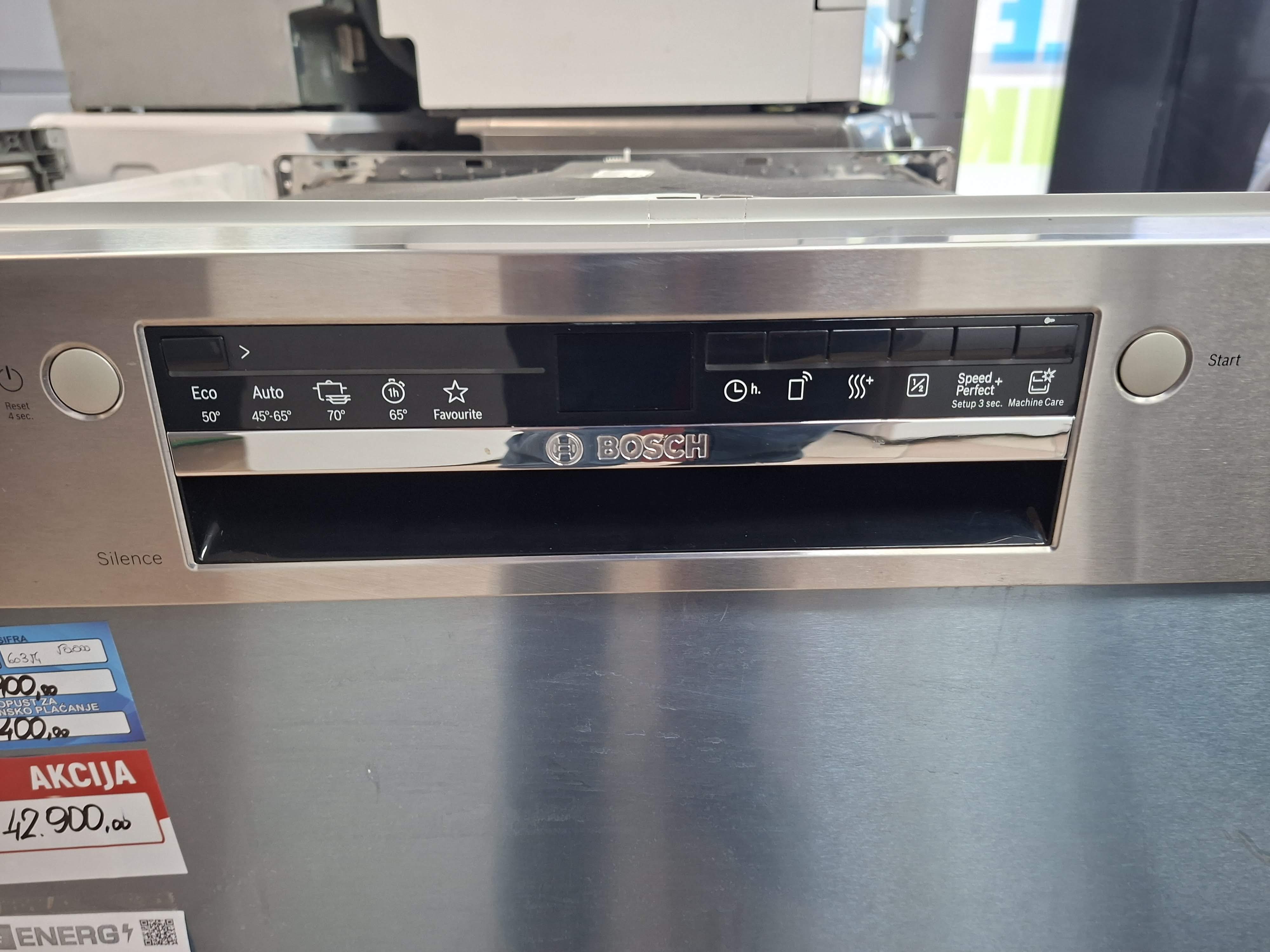 Ugradna Sudo mašina Bosch SMU2HVS06E , 14 kompleta