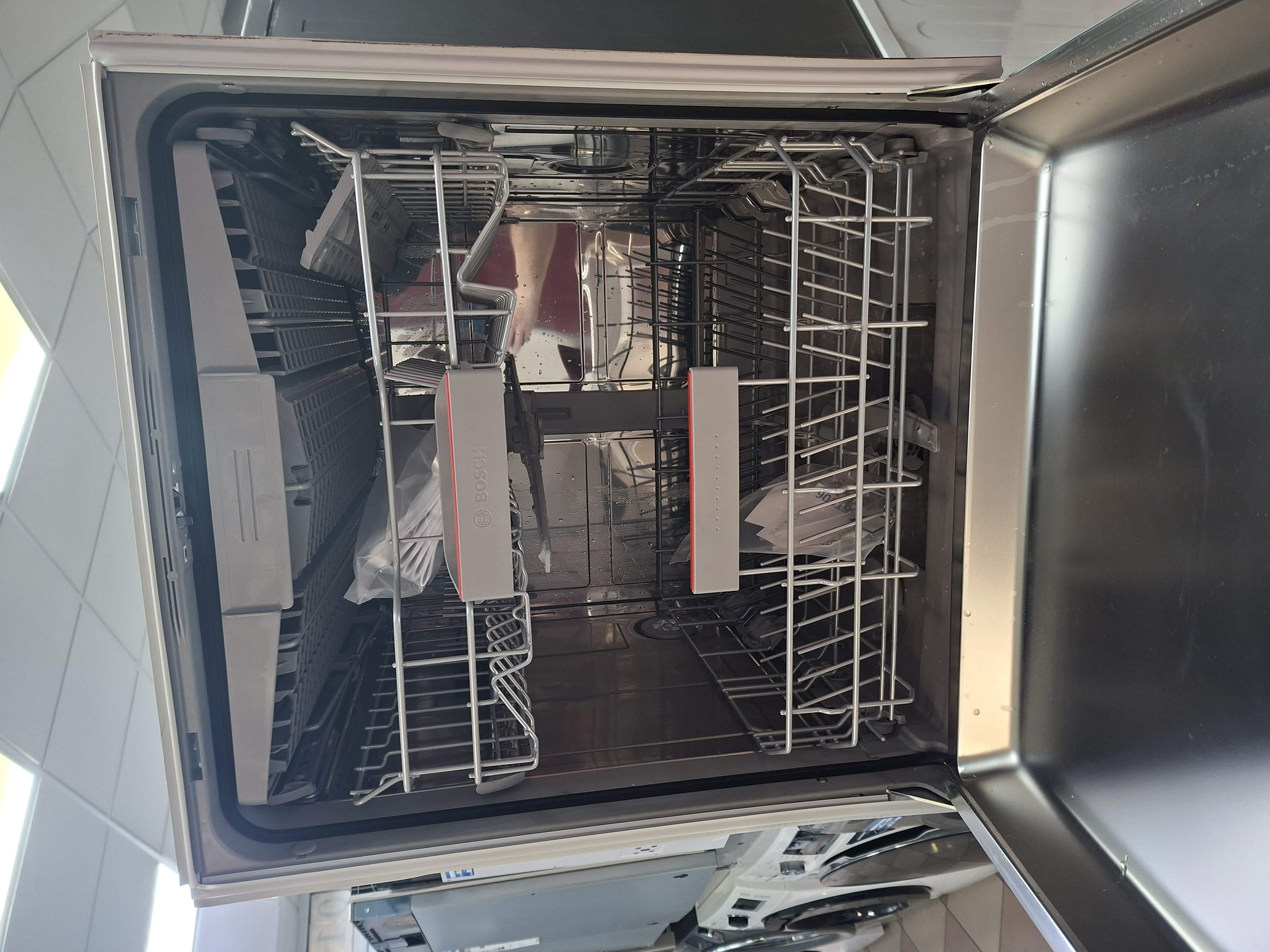 Ugradna Sudo mašina Bosch SMV4EVX09E , 14 kompleta