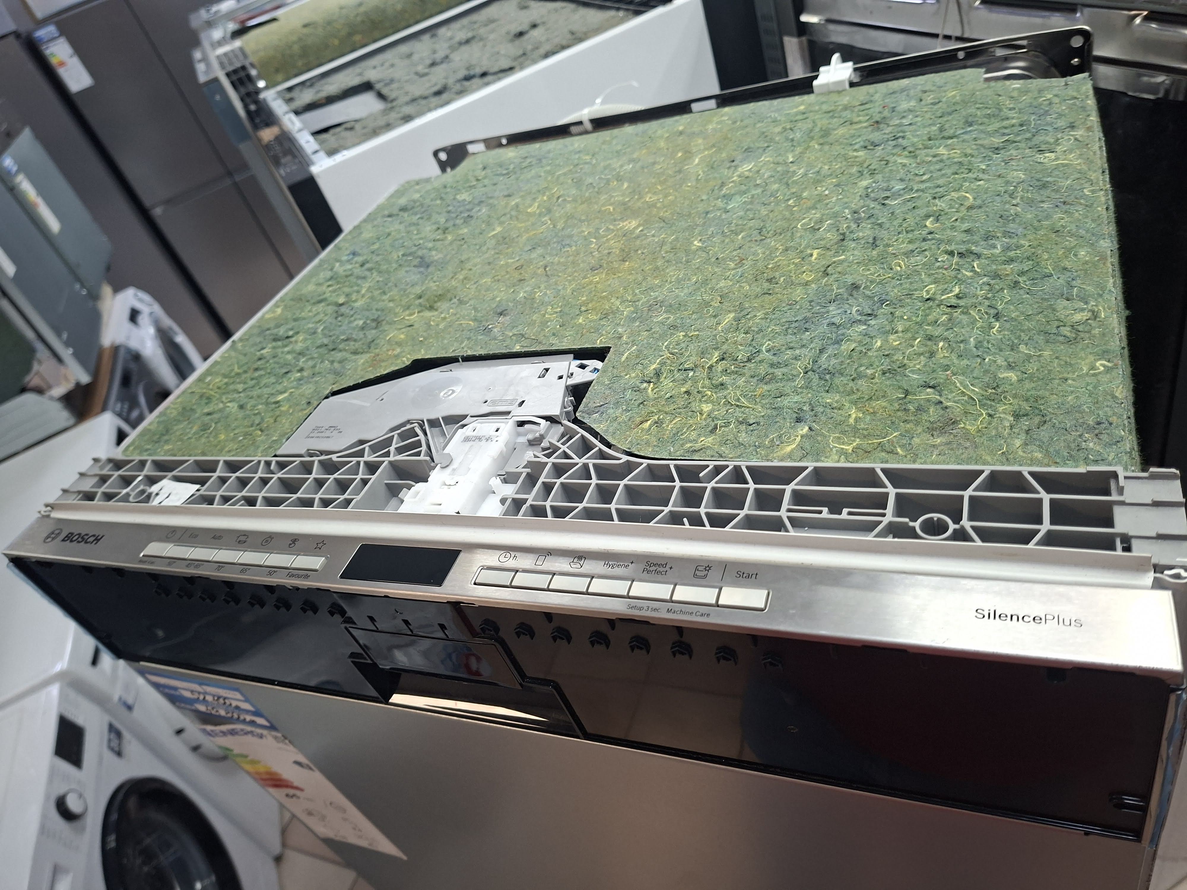 Ugradna Sudo mašina Bosch SMV4EVX09E , 14 kompleta