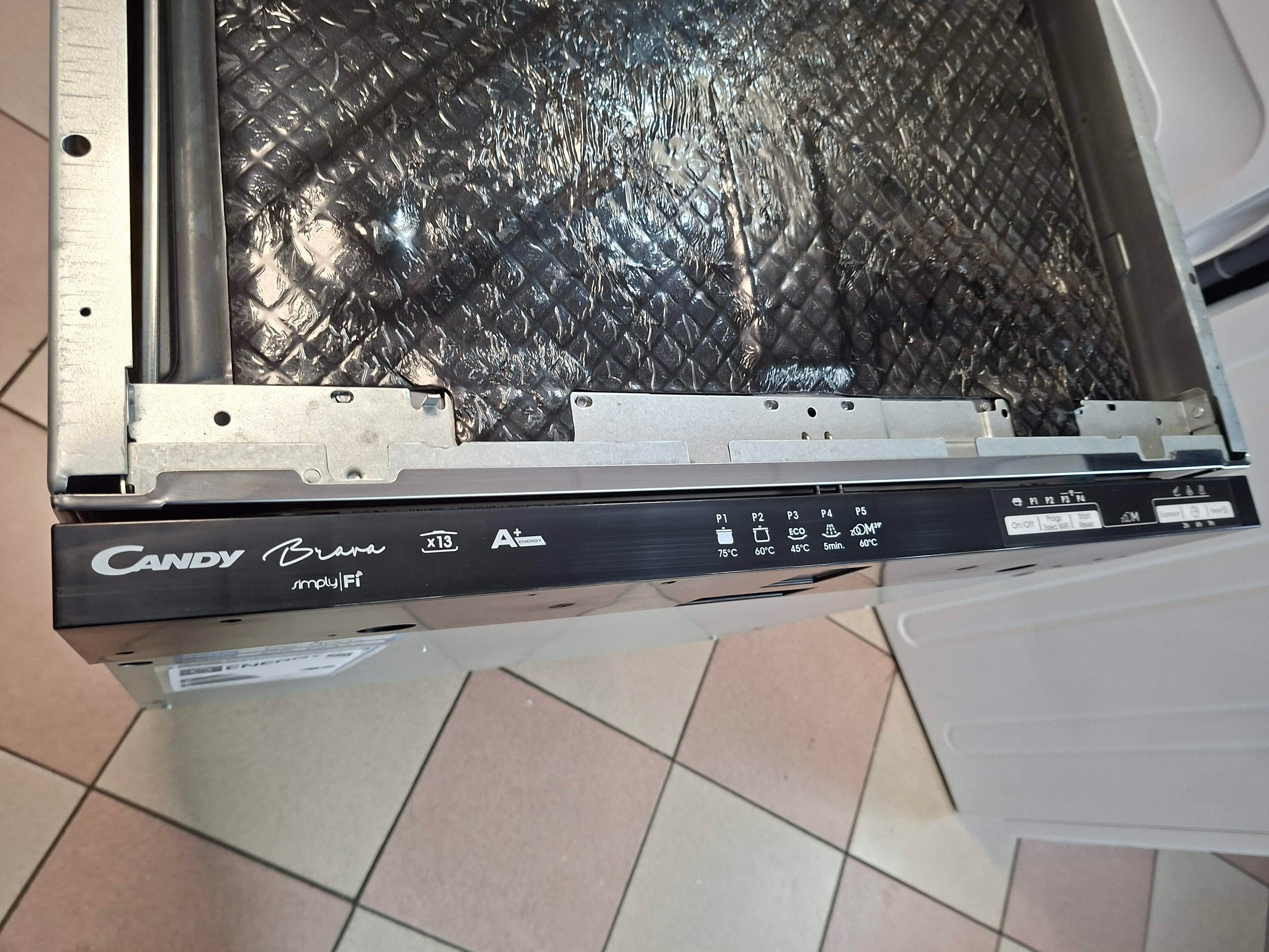 Ugradna Sudo mašina Candy CB13L8B, 13kompleta