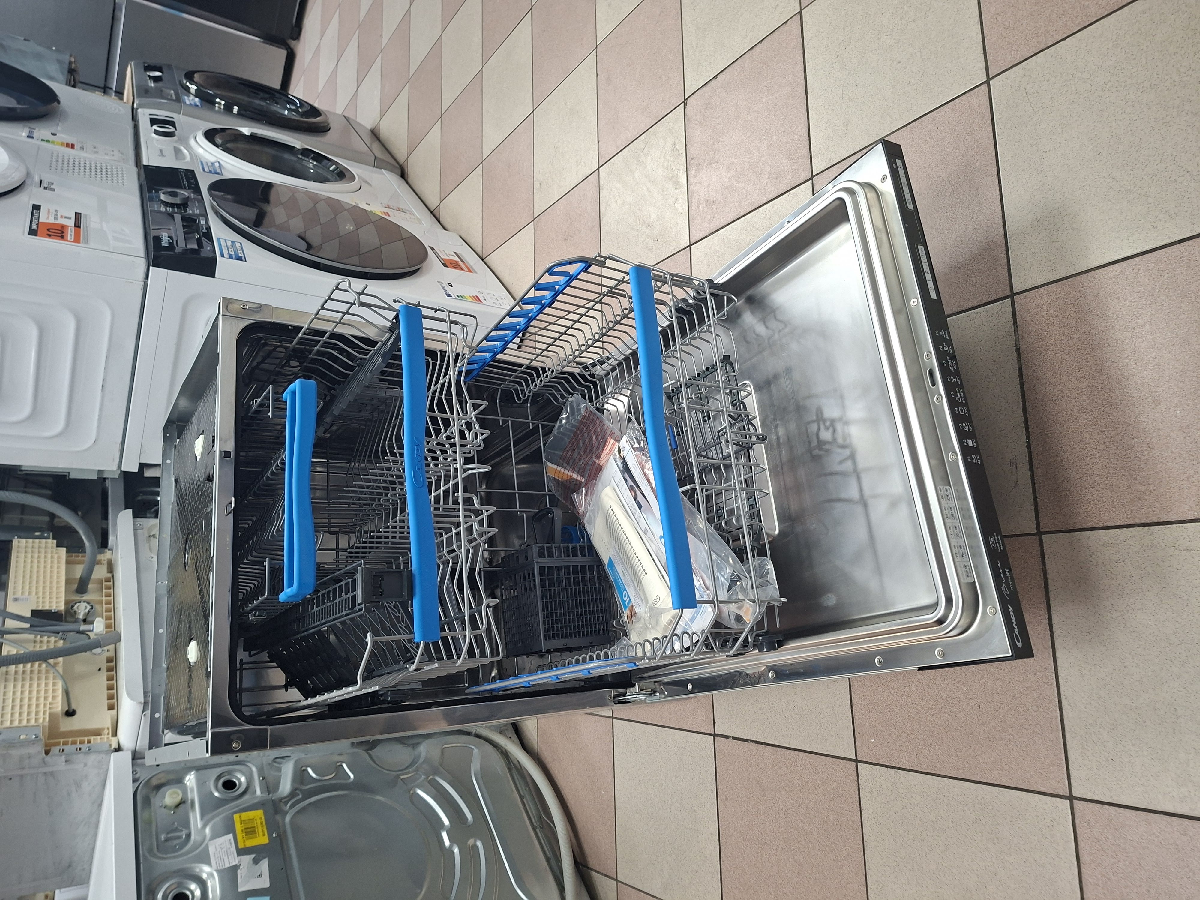 Ugradna Sudo mašina Candy CDIMN 4D622 PB/E, 16 kompleta