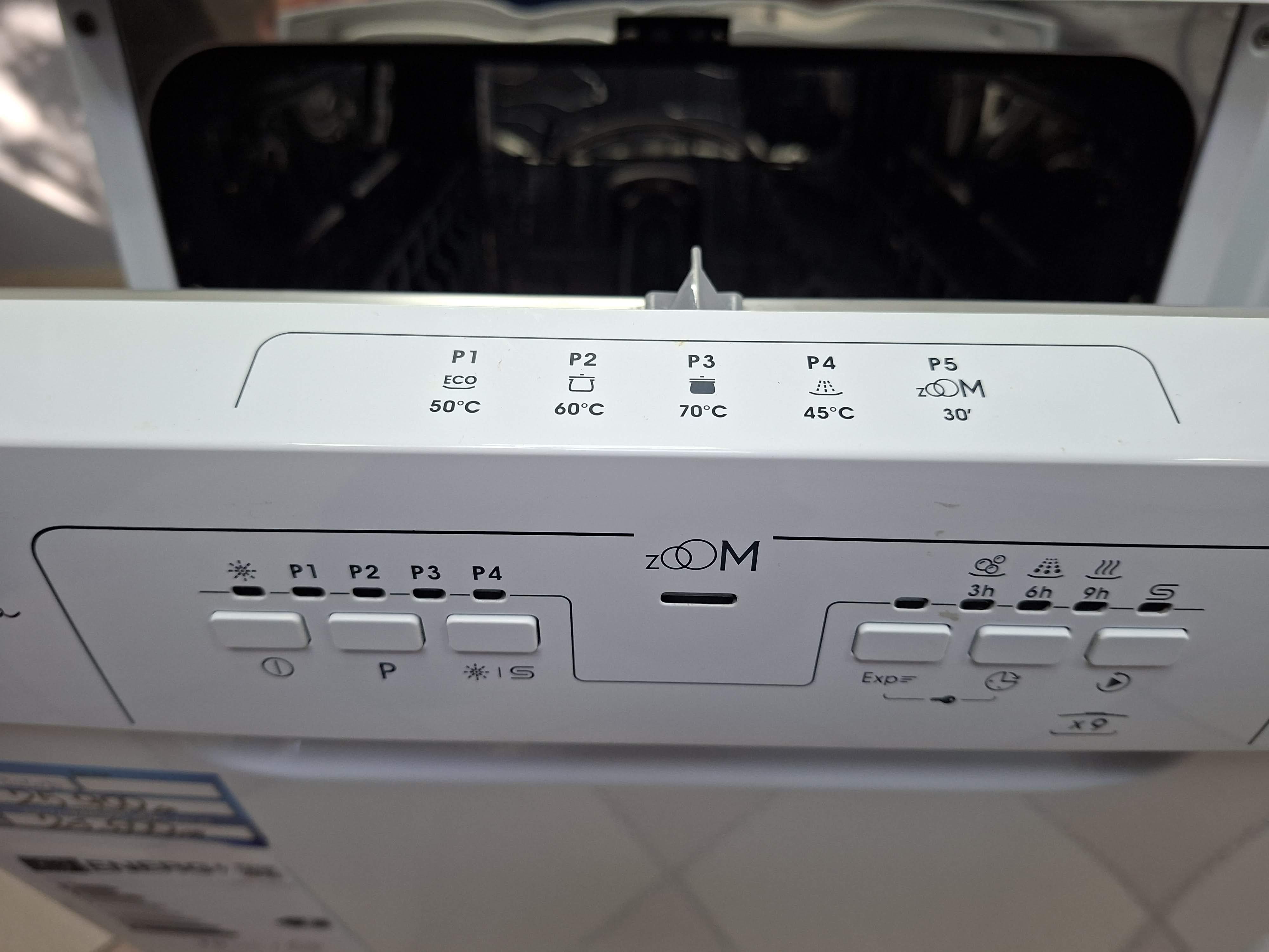 Ugradna sudo mašina Candy CDPH 2L949W (2) , 9 kompleta