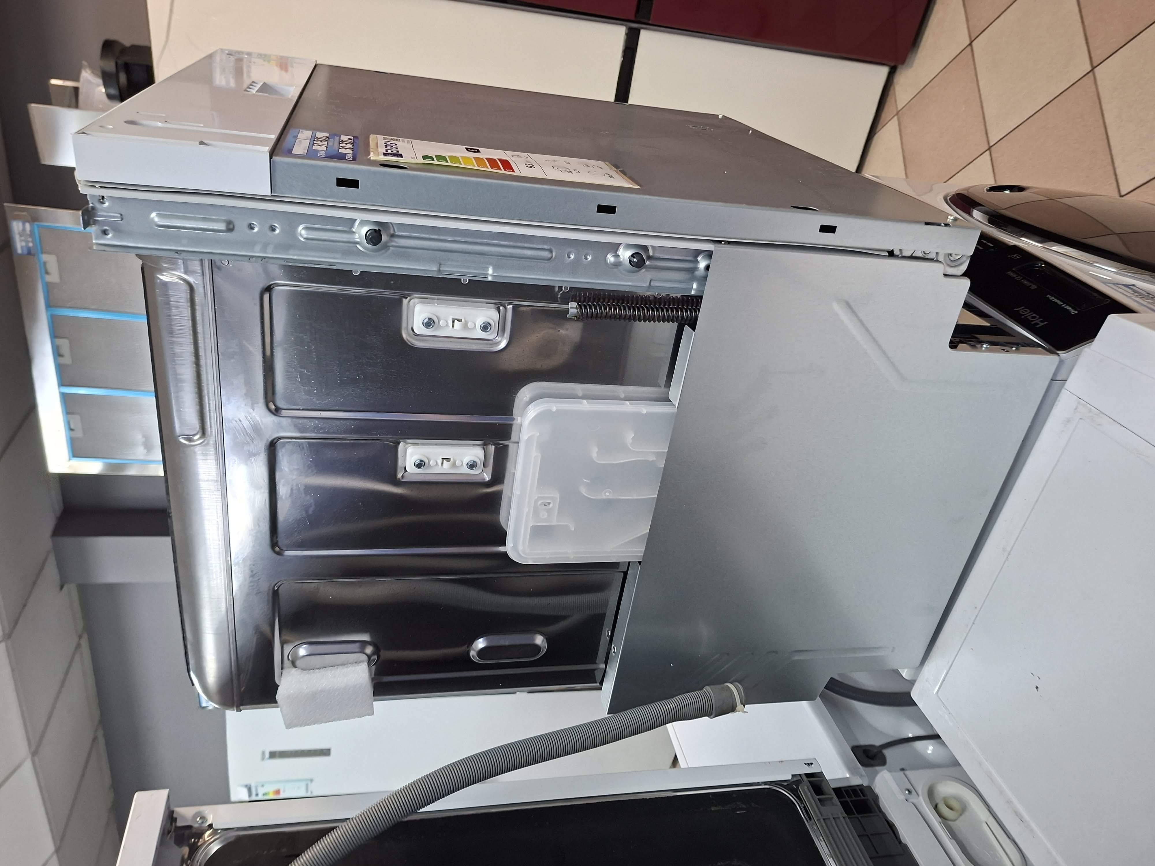 Ugradna sudo mašina Candy CI 3E53E0W, 13 kompleta