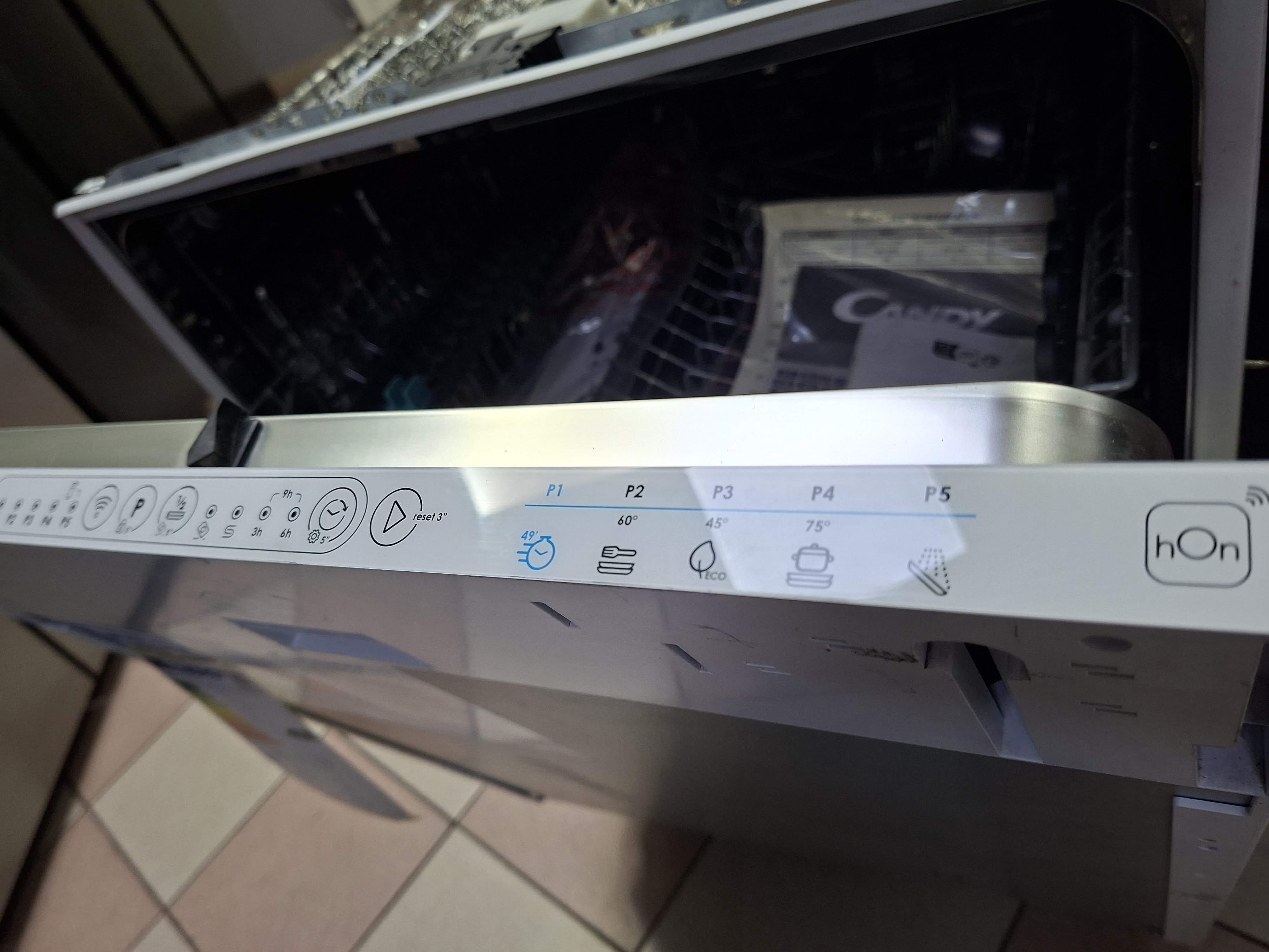 Ugradna sudo mašina Candy CI 3E53L0W