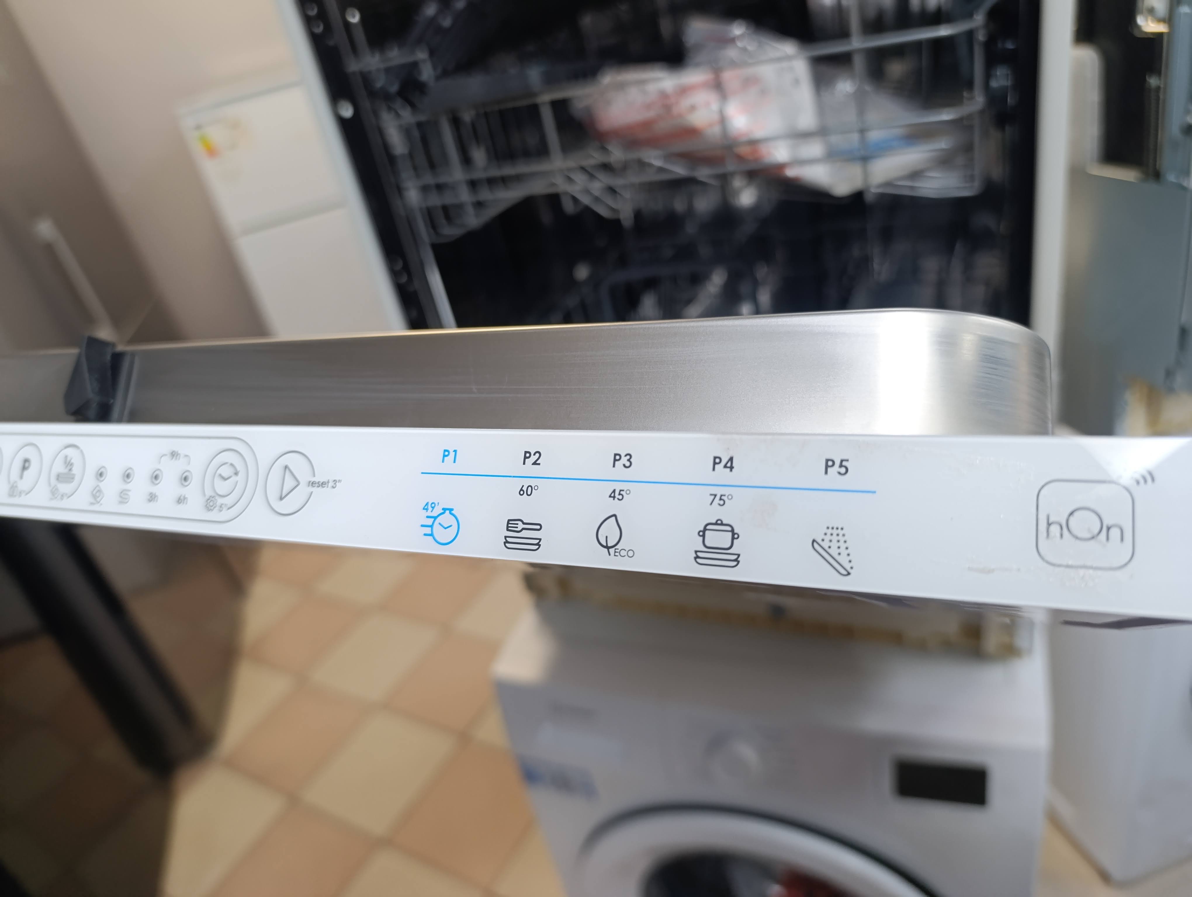 Ugradna sudo mašina Candy CI 3E7L0W (3), 13 kompleta