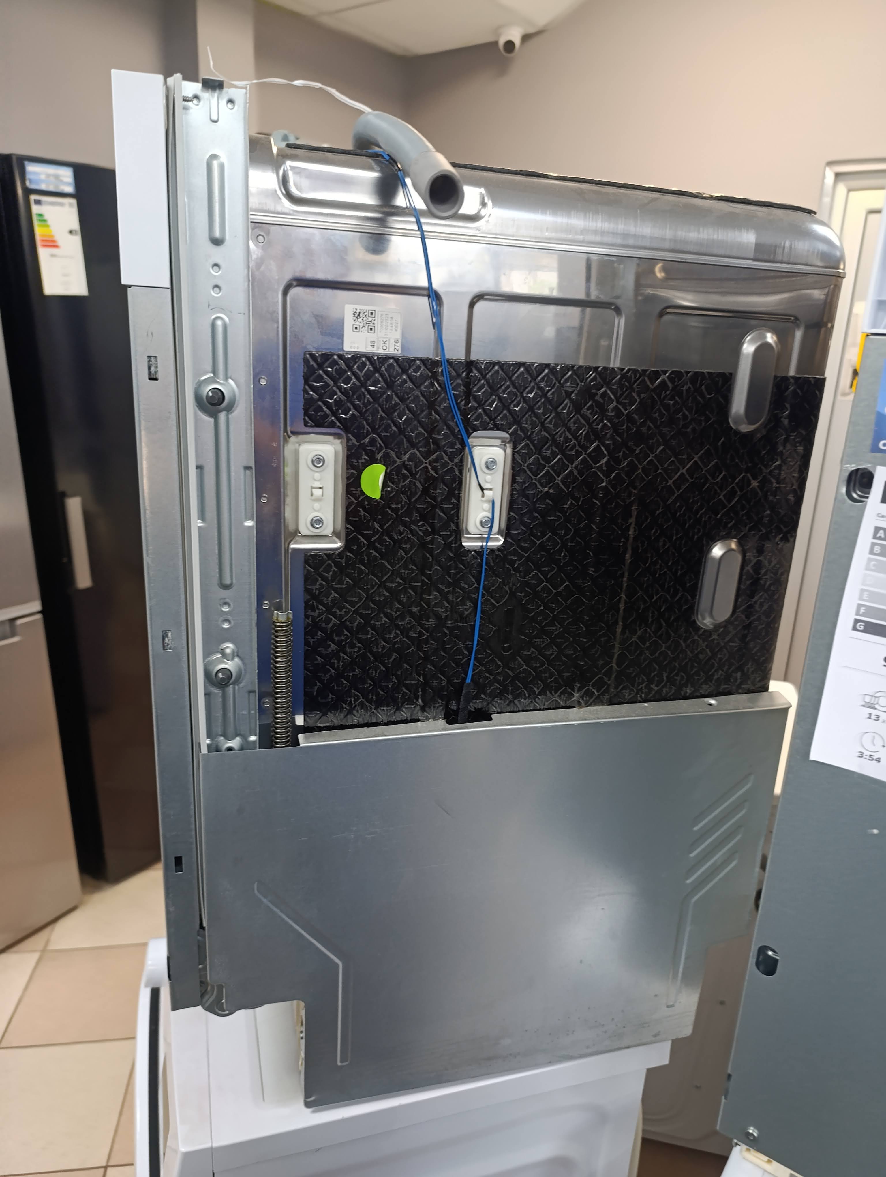 Ugradna sudo mašina Candy CI 3E7L0W (3), 13 kompleta