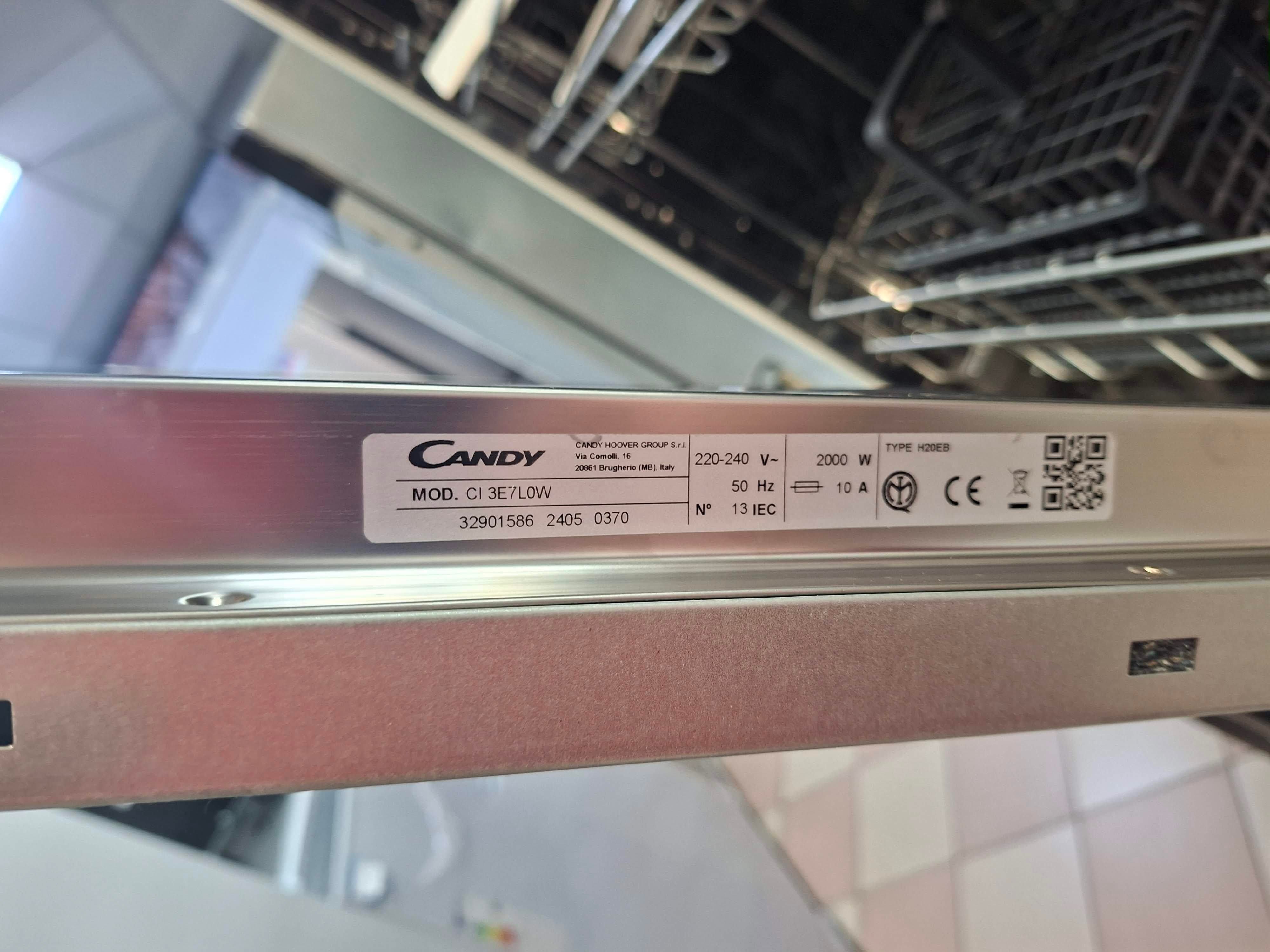 Ugradna sudo mašina Candy CI 3E7L0W, 13 kompleta