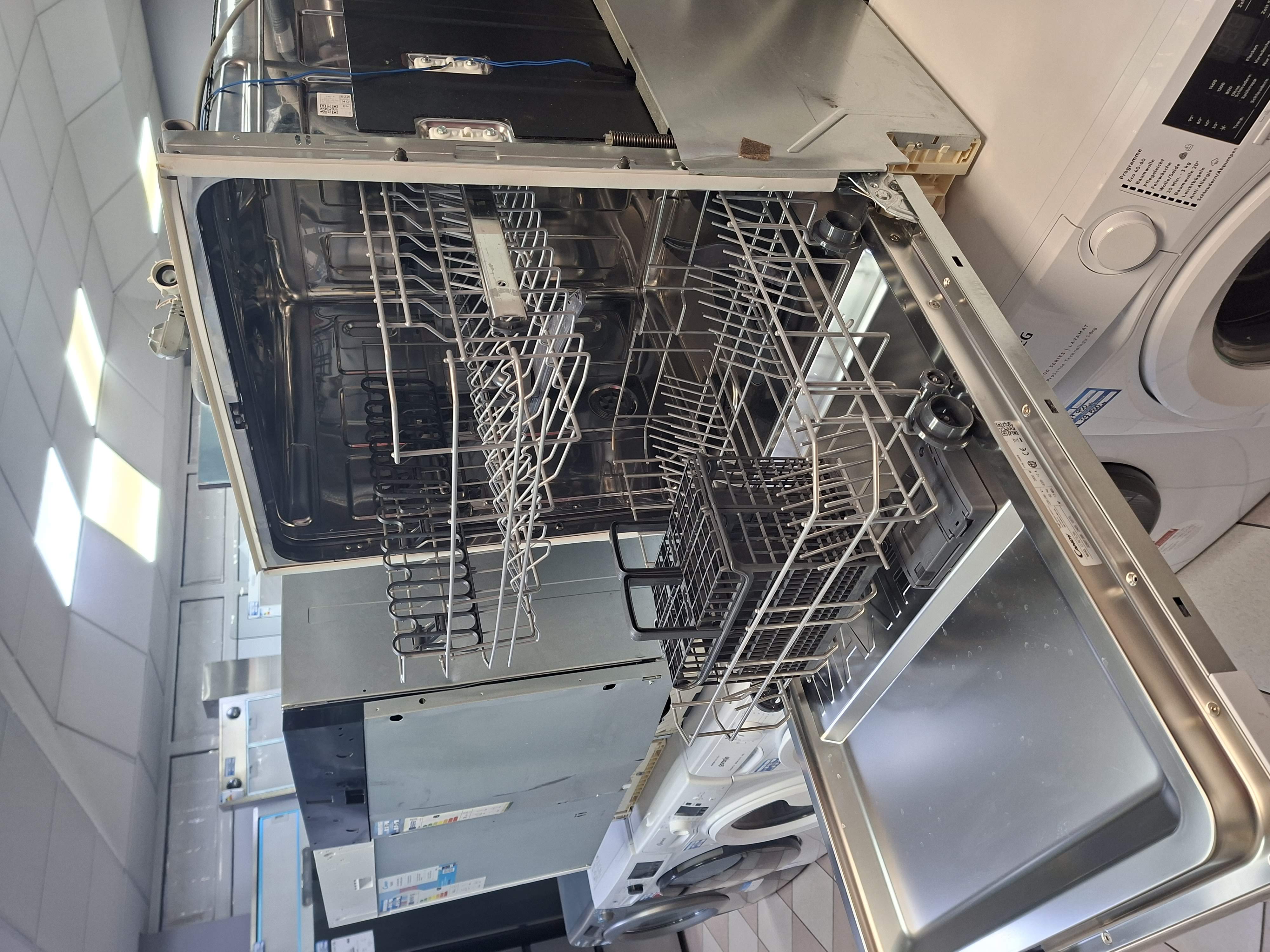 Ugradna sudo mašina Candy CI 3E7L0W, 13 kompleta