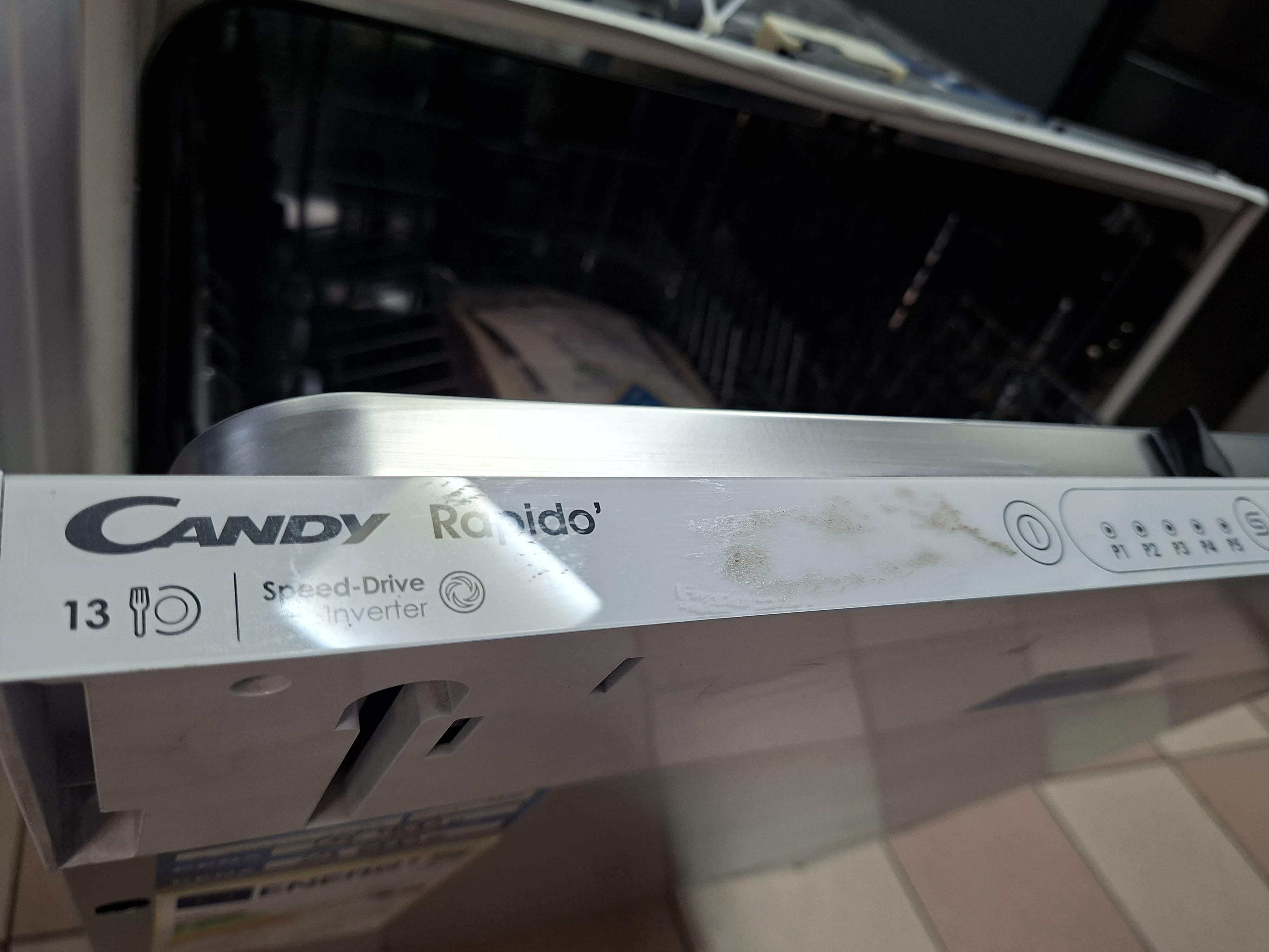 Ugradna sudo mašina Candy CI 3E7L0W, 13 kompleta